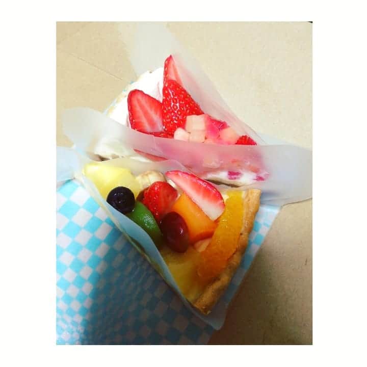 近藤笑菜のインスタグラム：「美味しくって幸せだった、クリスマスキルフェボンの思い出🎄🍰♡ 先の楽しみをつくろう。自分にご褒美を設けよ。」