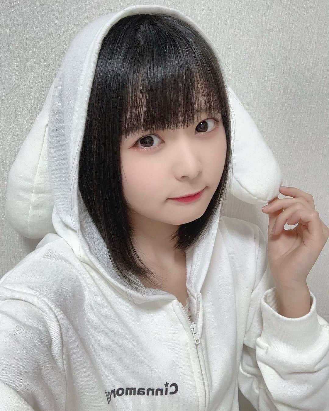 久保田沙矢香のインスタグラム：「.  シナモンに変身🪄૮₍´｡• ᵕ •｡`₎ა  ピューロランド行きたいなぁ… しばらく行けていません🥲  #シナモン #シナモロール #いとしなもん #サンリオ #サンリオピューロランド #cinamoroll #sanrio #sanriopuroland #ラストアイドル」