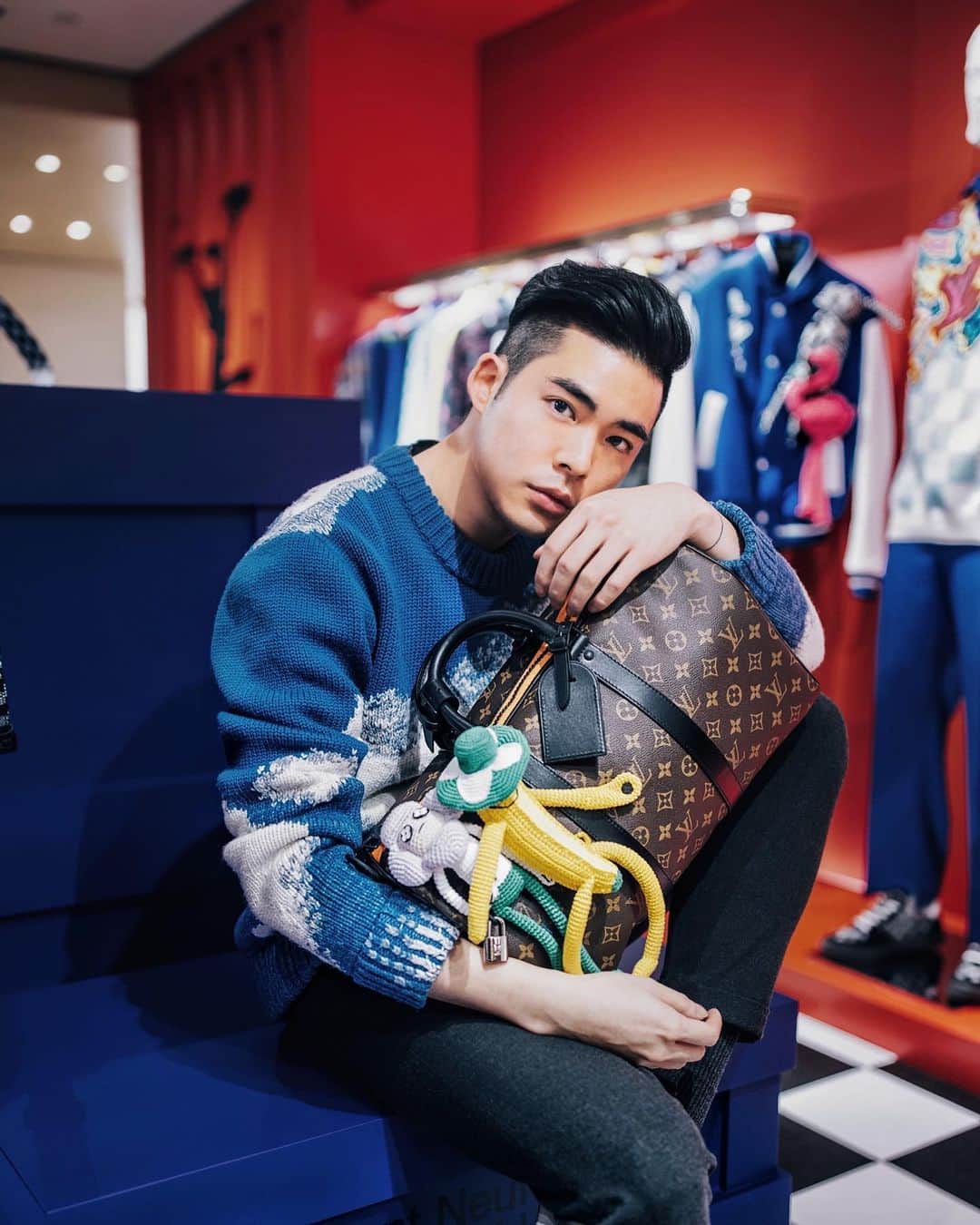 Christoffer Chengのインスタグラム：「We shall not lose our child at heart because we grow old, in fact it’s important to keep that childish side so we can keep seeing the wonders of life. #LouisVuitton  #LVMenSS21 #LVHongKong @louisvuitton」