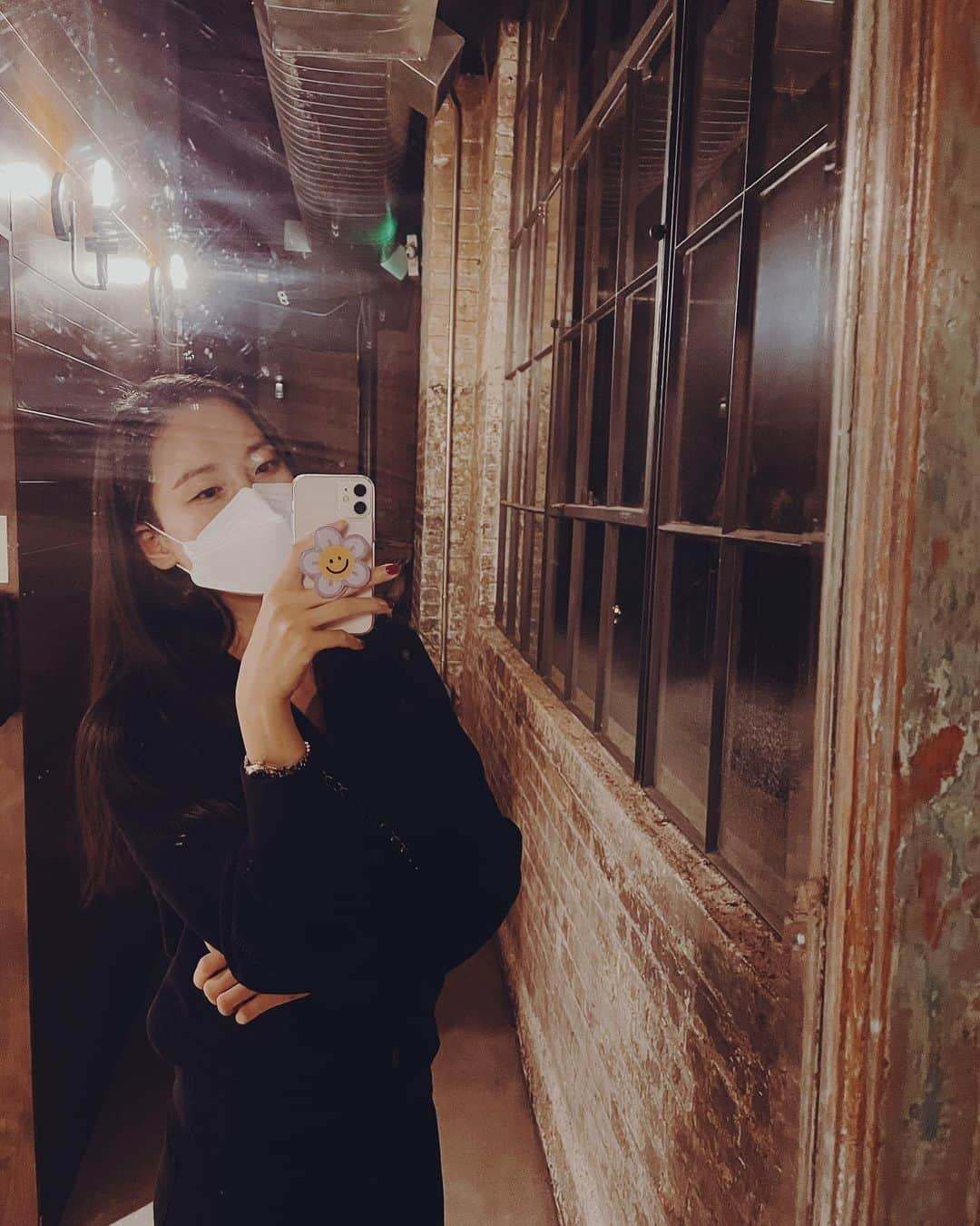 ヘリム・パクさんのインスタグラム写真 - (ヘリム・パクInstagram)「- 🖤 . . . #nohashtagneeded」1月16日 14時29分 - iam_hyepark