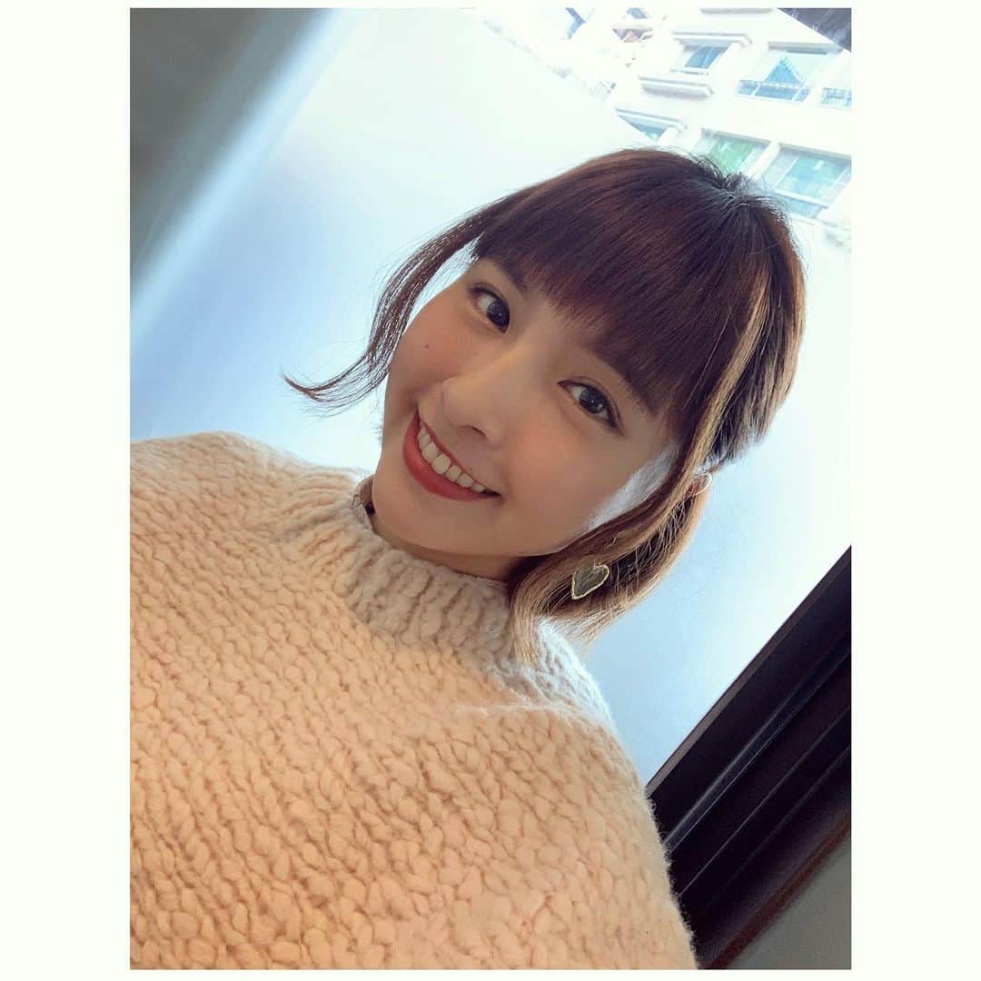 峮峮さんのインスタグラム写真 - (峮峮Instagram)「昨日的小姐姐風🦥💕」1月16日 15時26分 - qun_04