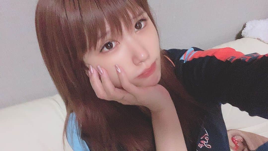 涼宮琴音のインスタグラム：「最近すっぴんの写真しかないのごめんね🤙」