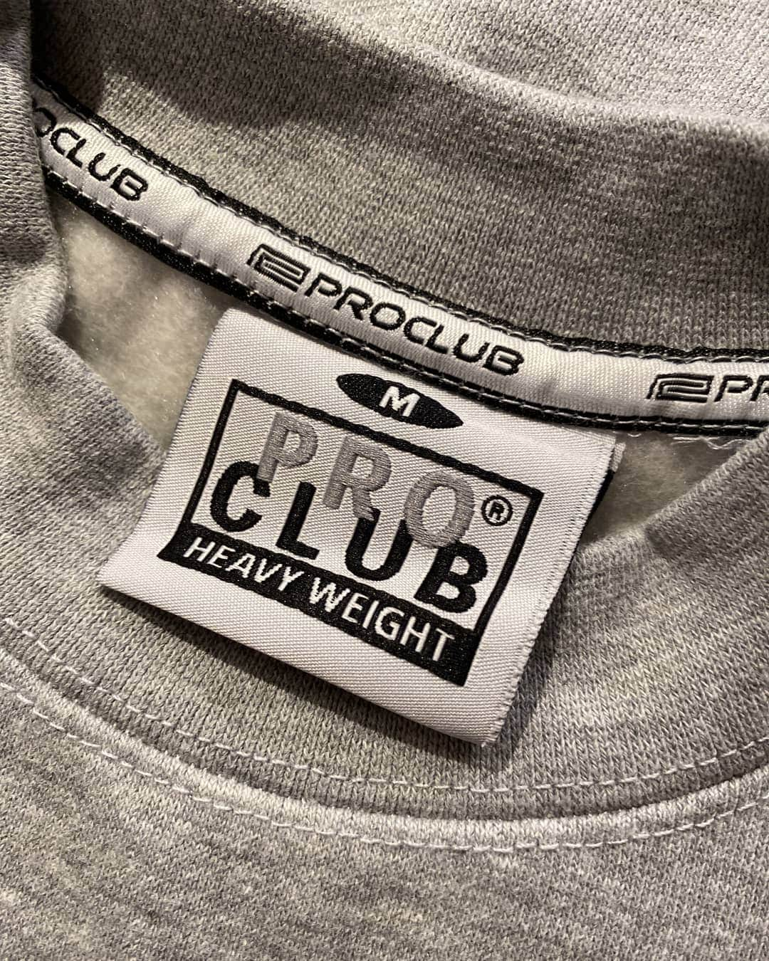 GROW AROUNDさんのインスタグラム写真 - (GROW AROUNDInstagram)「⚜️PRO CLUB⚜️  PRO CLUBから13ozヘビーウェイトスウェットが再入荷致しました!  インナーにも最適なコスパ◎のアイテムになります!!  #growaround #proclub」1月16日 16時15分 - growaround