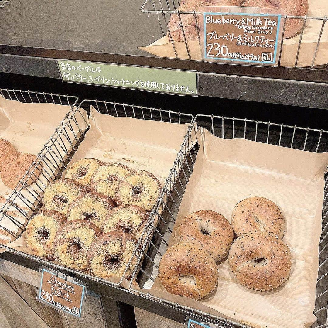 三谷美優さんのインスタグラム写真 - (三谷美優Instagram)「・ ベーグル🥖🍞  #ベーグル #ベーグル専門店 #ベーグル好きと繋がりたい #パン屋 #パン屋巡り #大阪カフェ #アーカイブ #archive」1月16日 16時41分 - misaki_miss02