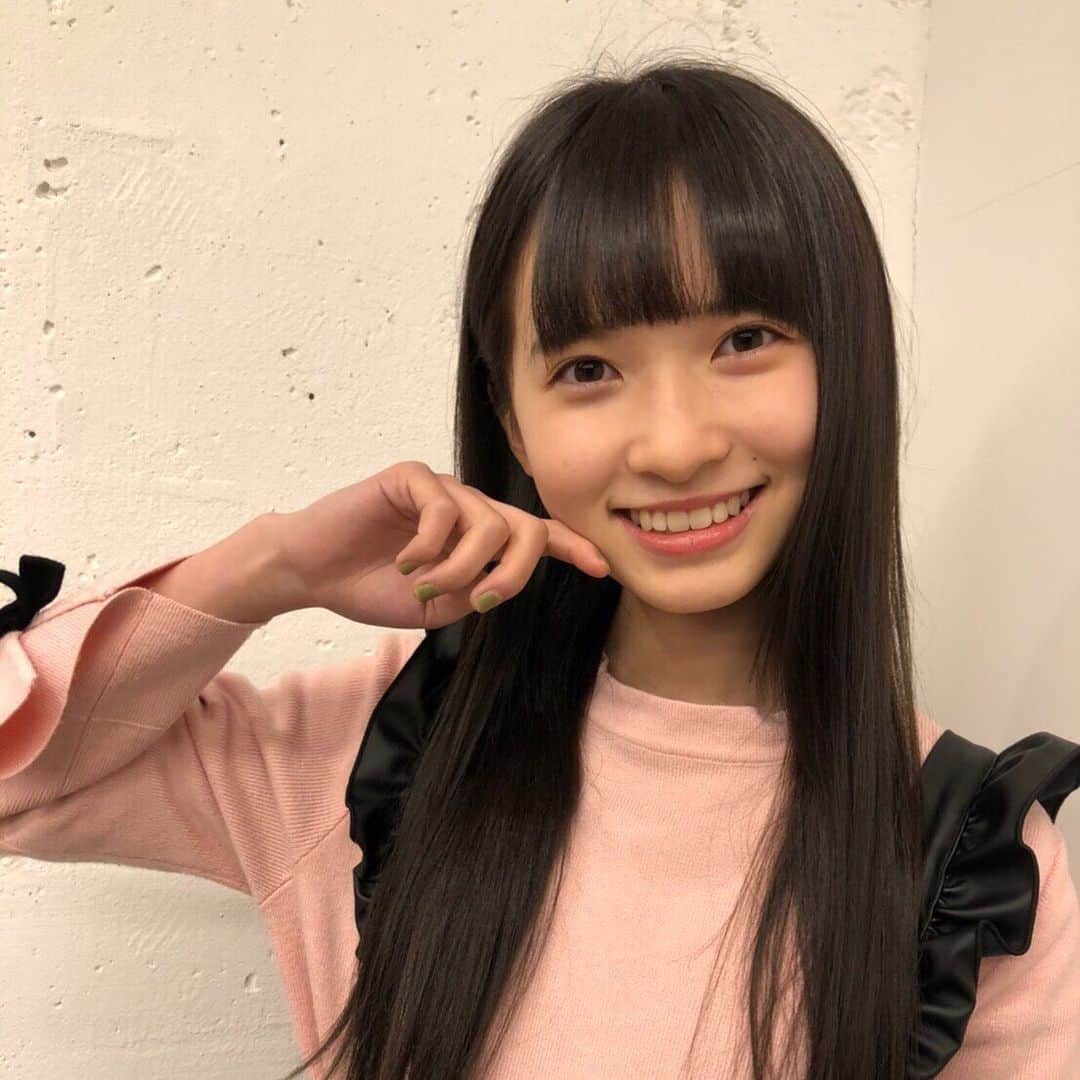 桧山ありすさんのインスタグラム写真 - (桧山ありすInstagram)「前髪のコンディションを整えるのって難しい〜！ 前髪ってほんの少し切っただけで印象変わっちゃうよね😯  こちらの写真は前髪を少し切りすぎた時のです笑  #ニコプチ #プチモ #桧山ありす #スターダストプロモーション #stardustpromotion」1月16日 17時33分 - alice.hiyama