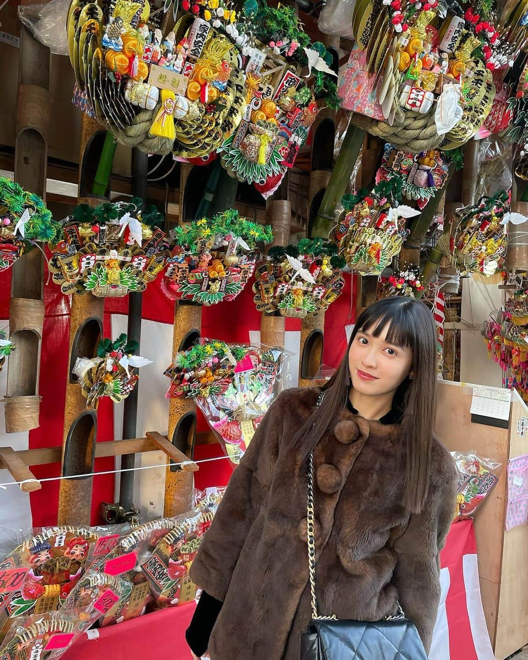 松本愛（まあぴぴ）さんのインスタグラム写真 - (松本愛（まあぴぴ）Instagram)「⛩  今日は三峯神社と成田山新勝寺へ✨  #撮影の時だけマスク外してます」1月16日 17時43分 - aimatsumoto_45