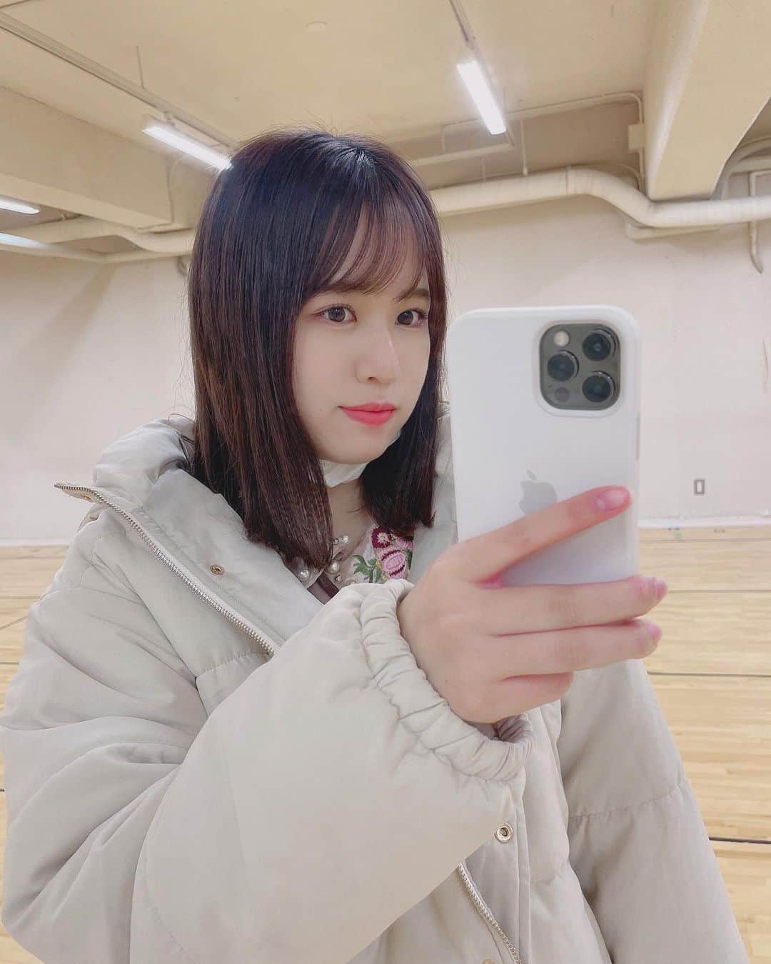 福士奈央のインスタグラム：「ㅤㅤㅤㅤㅤㅤㅤㅤㅤㅤㅤㅤㅤ そういえば髪の毛ばっさり切りました！ もっと切りたい🥺 iPhoneも変えました、やったー！ ㅤㅤㅤㅤㅤㅤㅤㅤㅤㅤㅤㅤㅤ #lilianbylittle」