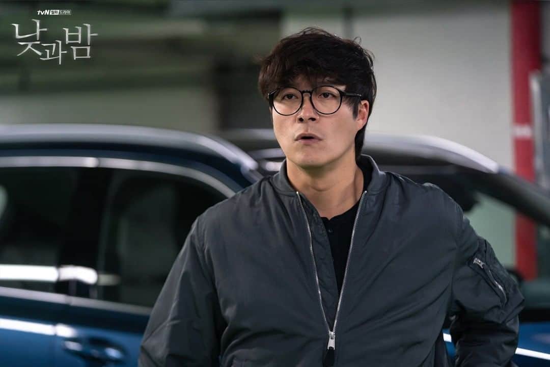 tvN DRAMA【韓国】さんのインスタグラム写真 - (tvN DRAMA【韓国】Instagram)「5-1=0 팀장님 돌아올 때까지 특수팀 화이팅💪💪  예고살인추리극 #낮과밤 🌗 매주 [월,화] 밤 9시 tvN 방송 #남궁민 #김설현 #이청아 #윤선우 #awaken」1月16日 18時15分 - tvn_drama