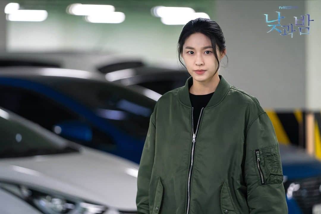 tvN DRAMA【韓国】さんのインスタグラム写真 - (tvN DRAMA【韓国】Instagram)「5-1=0 팀장님 돌아올 때까지 특수팀 화이팅💪💪  예고살인추리극 #낮과밤 🌗 매주 [월,화] 밤 9시 tvN 방송 #남궁민 #김설현 #이청아 #윤선우 #awaken」1月16日 18時15分 - tvn_drama