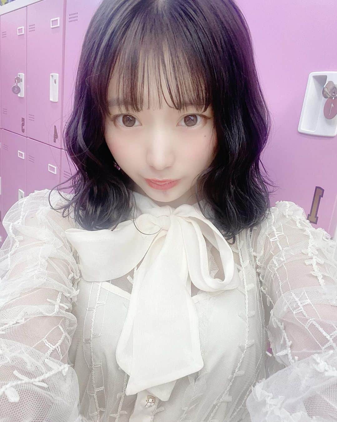 麻衣愛のインスタグラム：「﻿にゅーへあ⸜🌷︎⸝‍かわいい、ください❤ #hair ﻿ #ひめかわいい #最凶ロック　#グラビア　#グラビア﻿ #グラドル　#ひめかわいい　#portrait﻿ 🇺🇸 #Cosplayer #Idol #Model #follow  #follome #Japanese ﻿ #kol ﻿ ﻿ 🇨🇳 #自拍　#角色扮演 #偶像 #模型 可爱 #关注  #关注我 #关注者 #日语 ﻿ ﻿ ﻿ 🇰🇷 #셀카 #코스프레 #아이돌 #모델 #귀여운 #팔로우 #나를따르라」