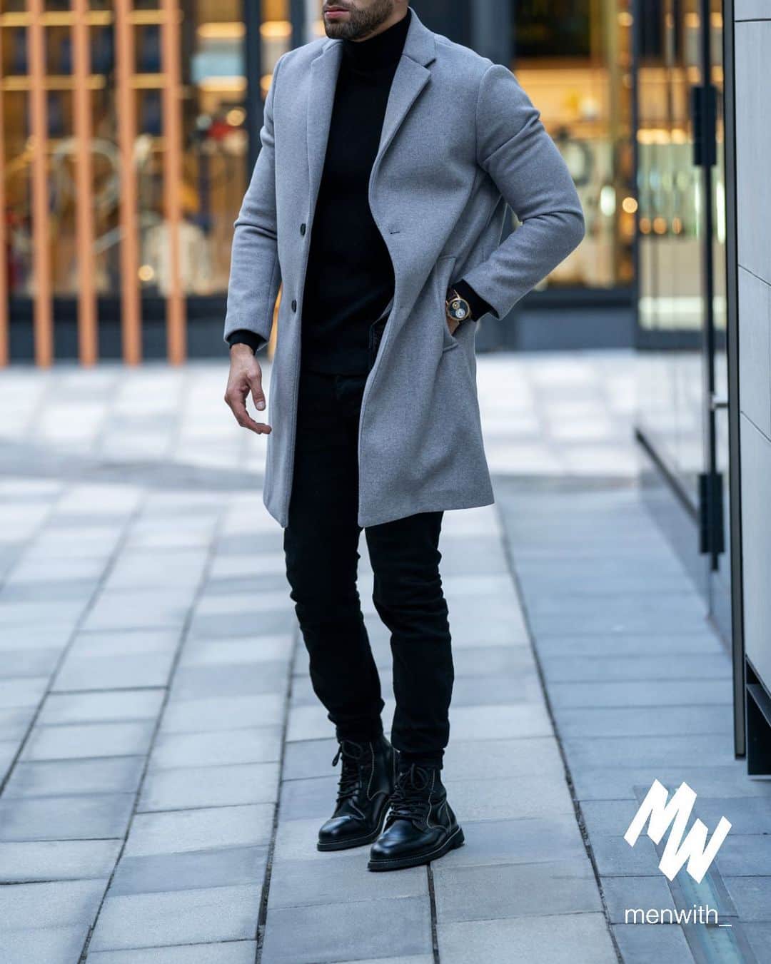 Men Withのインスタグラム：「Great photo of our dear friend @alikelig 👌🏽 #menwithstreetstyle」