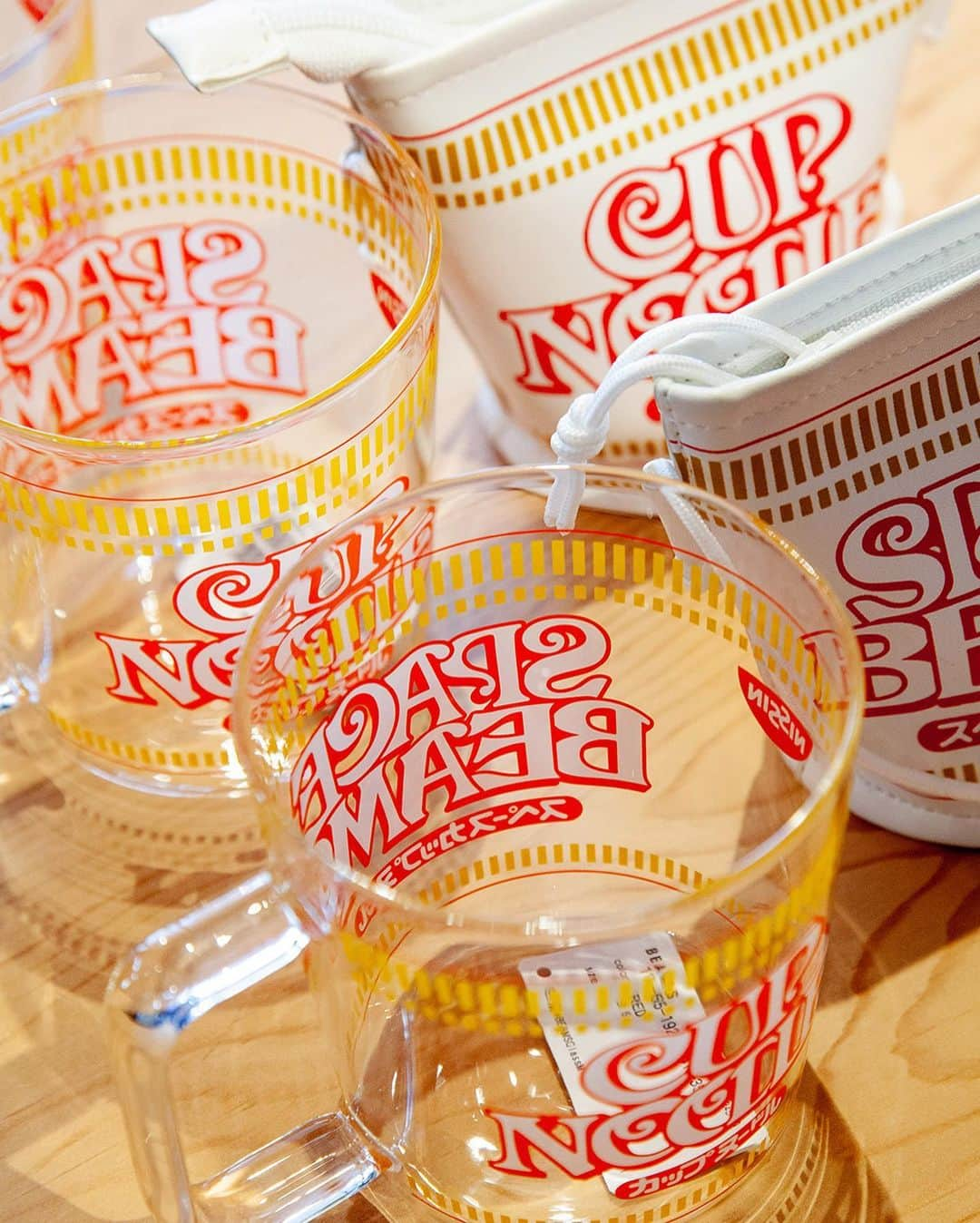 ビームスさんのインスタグラム写真 - (ビームスInstagram)「“SPACE BEAMS” Nissin Cup Noodles × BEAMS 1/16 Sat. Release!  @beams_japan  日清カップヌードル × BEAMS が発売！ 野口宇宙飛行士のISS搭乗を記念し、その活動に協力する＜BEAMS＞と日清カップヌードルがタッグを組み、スペシャルコラボレーションアイテムを発売。  誰からも愛されている日清カップヌードルのロゴを、今回のプロジェクトに合わせ宇宙を彷彿させるスペシャルデザインに仕上げました。そのロゴを配したTシャツやバッグ、バンダナなどウエアからファッション雑貨まで幅広いアイテムをラインナップ。  ★★ ノベルティー ★★ 特別パッケージデザインのミニカップヌードル（非売品） 『カップヌードル THE FORK by nendo』← 店頭限定 「カップヌードル」の調理からお召し上がりになるまでのあらゆるシーンを想定し、デザインと機能に "無駄なこだわり" を詰め込んでいます。  ※ノベルティーに関しては個数に限りがございますのでなくなり次第終了となります。あらかじめご了承ください。  取扱店舗  公式オンラインショップ https://www.beams.co.jp/search/?q=日清カップヌードル&search=true @beams_official ストーリーズハイライト "Pick up items より"  ビームス ジャパン @beams_japan #新宿 ビームス ジャパン 渋谷 @beams_japan_shibuya #渋谷 #東急プラザ渋谷 ビームス ジャパン 京都 @beams_japan_kyoto #京都 #新風館  #beams #beamsjapan #ビームス #ビームスジャパン」1月16日 19時56分 - beams_official