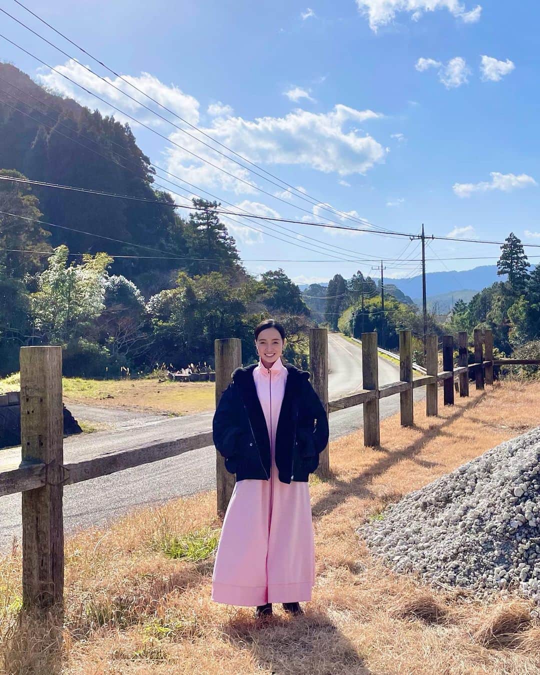 奥村佳恵さんのインスタグラム写真 - (奥村佳恵Instagram)「🐐🤍 #sunnyday」1月16日 19時57分 - okumura_kae