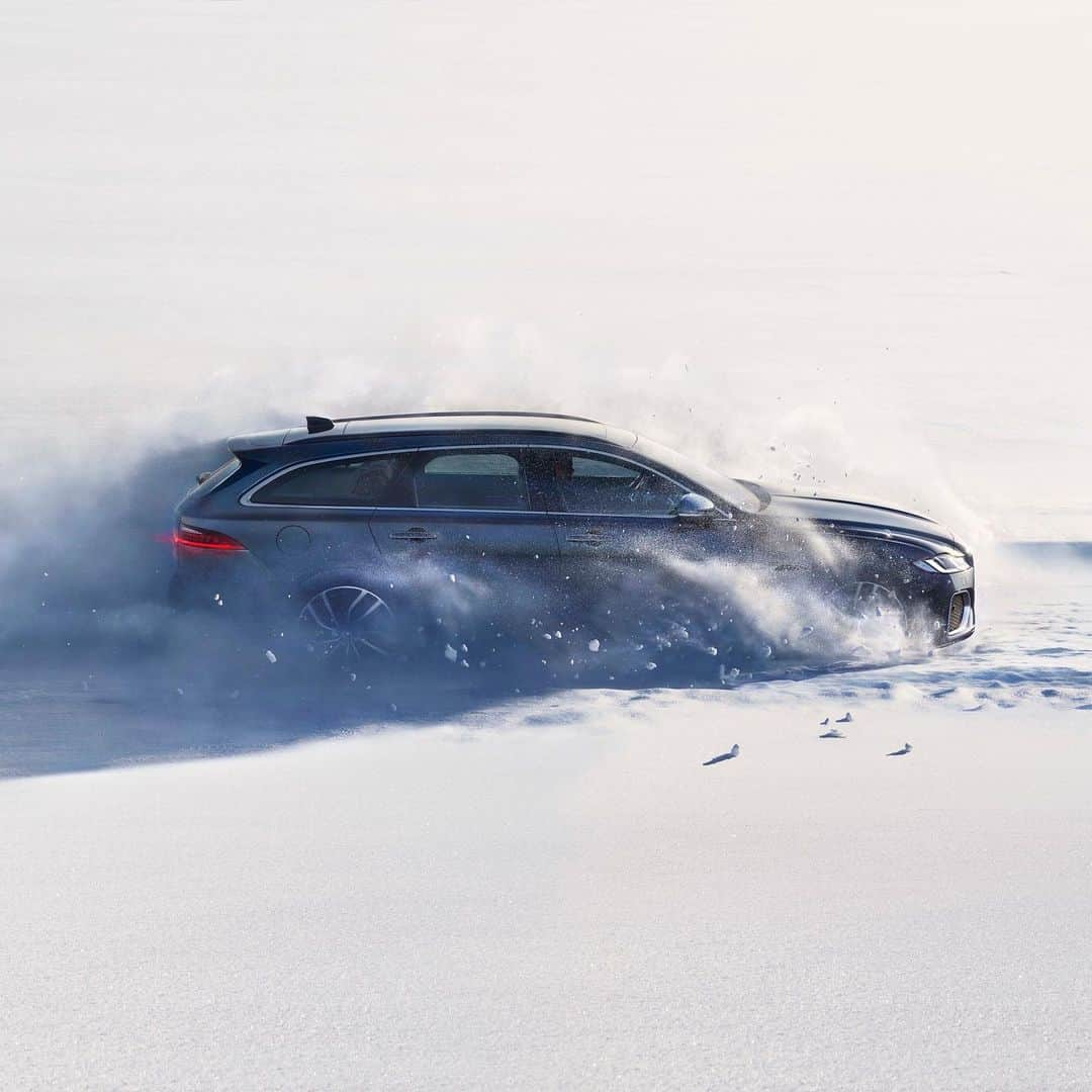 Jaguarさんのインスタグラム写真 - (JaguarInstagram)「Master even the coldest habitats. Search 'Jaguar All Wheel Drive' to find out more.   #Jaguar #XF #XFSportbrake #EPACE #FPACE #FTYPE #Premium #Luxury #Performance #SportsCar #SUV #PHEV #MHEV #Hybrid #AWD #ElectricCars #Snow #Drifting」1月16日 20時05分 - jaguar