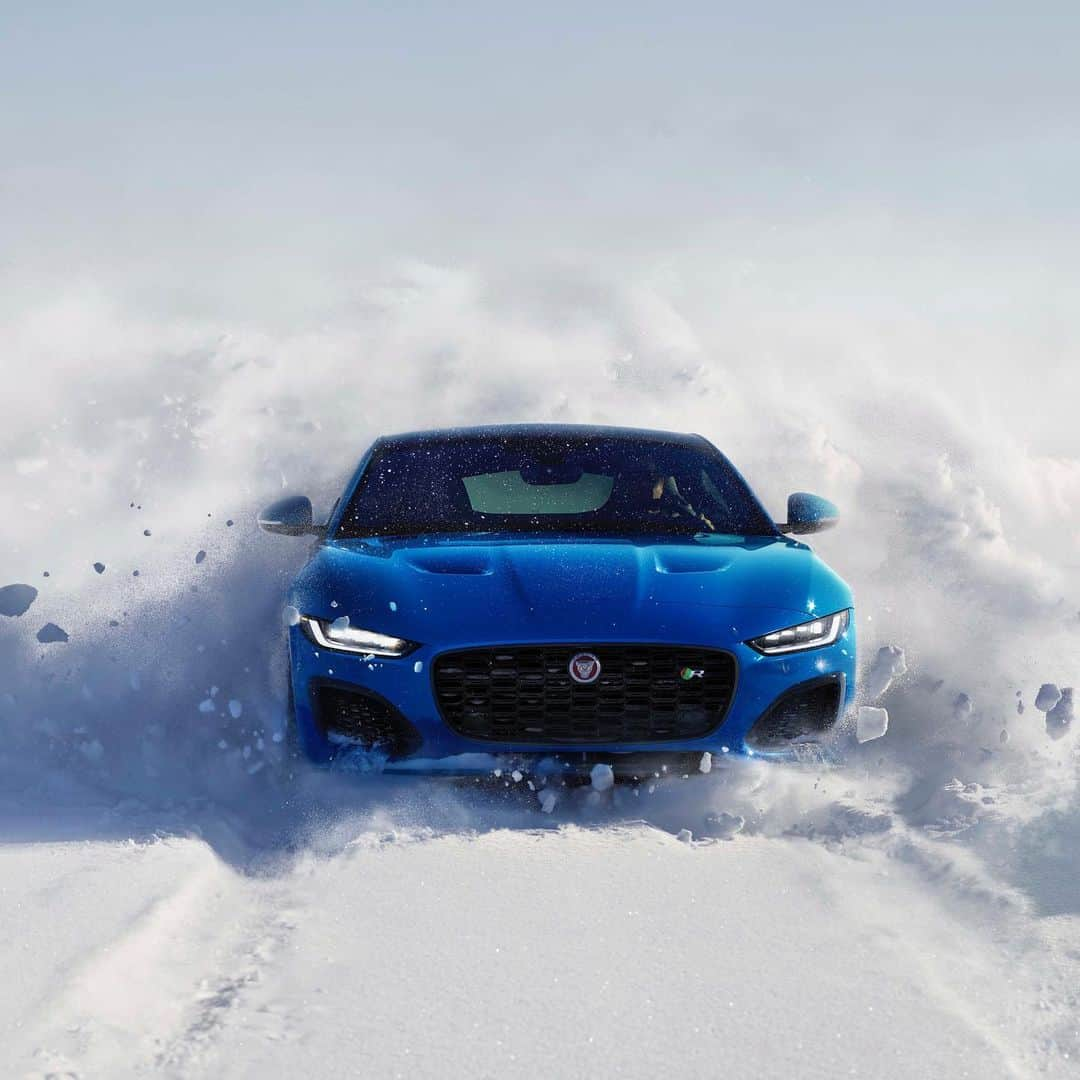 Jaguarさんのインスタグラム写真 - (JaguarInstagram)「Master even the coldest habitats. Search 'Jaguar All Wheel Drive' to find out more.   #Jaguar #XF #XFSportbrake #EPACE #FPACE #FTYPE #Premium #Luxury #Performance #SportsCar #SUV #PHEV #MHEV #Hybrid #AWD #ElectricCars #Snow #Drifting」1月16日 20時05分 - jaguar