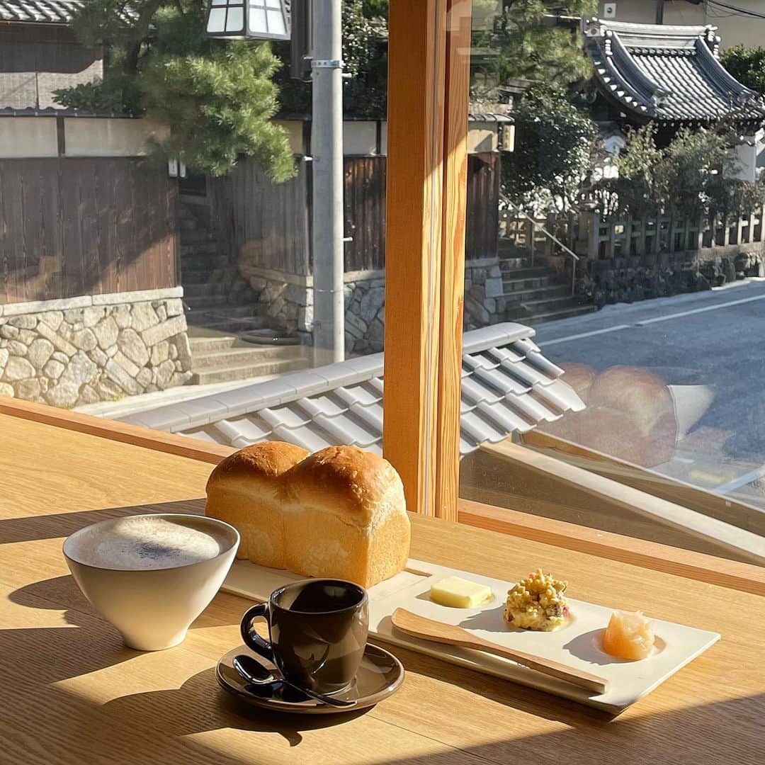 のインスタグラム：「. . #京都祇園茶寮 #京都祇園茶寮食パン #京都カフェ #カフェ巡り #京都 #食パン」