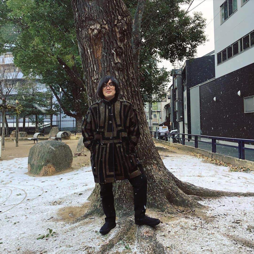 松原タニシさんのインスタグラム写真 - (松原タニシInstagram)「ある雪の日。  #雪 #松原タニシ」1月16日 20時13分 - tanishi_m