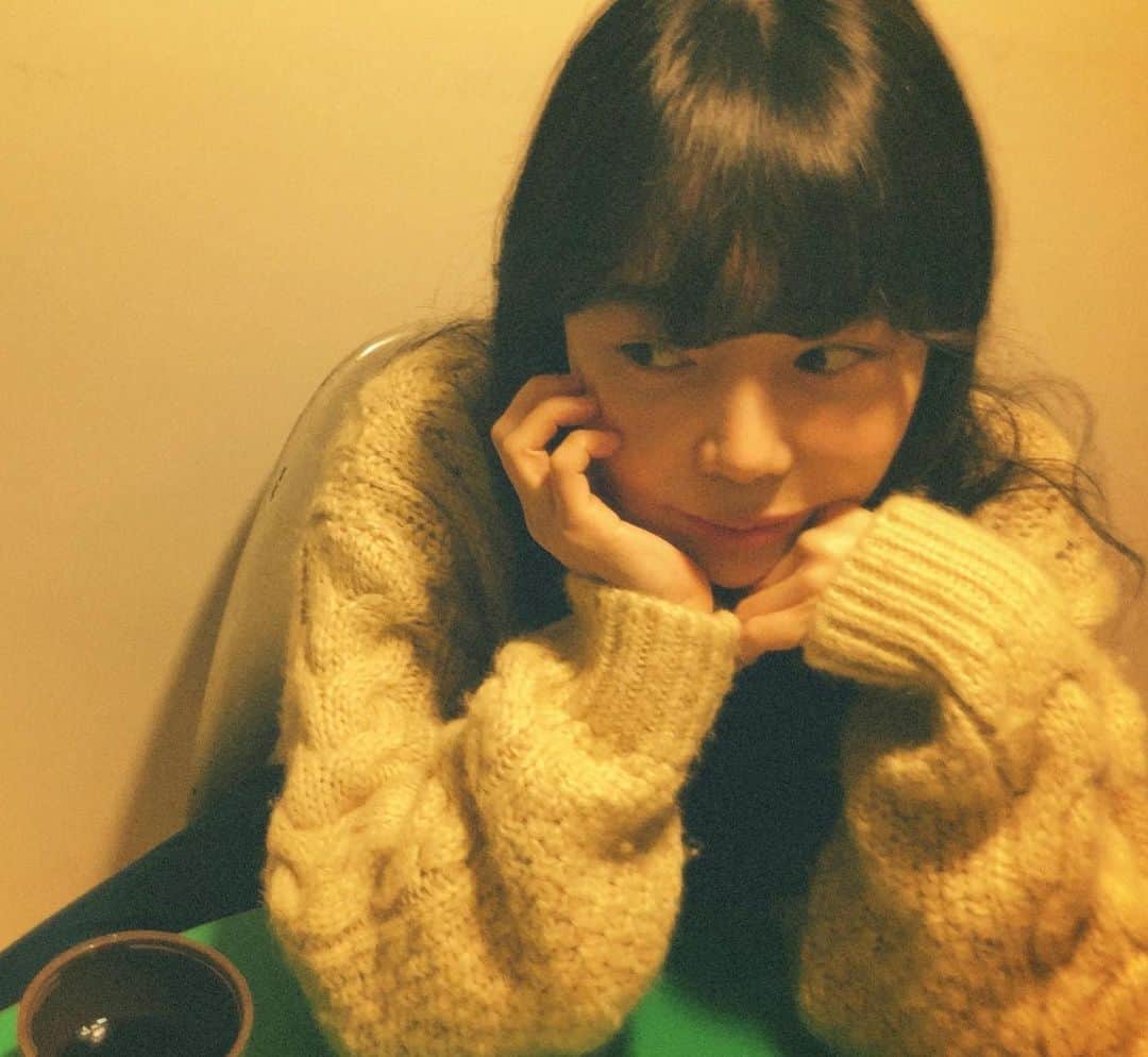 のインスタグラム：「내가 오래오래 건강해야 할 이유가 늘고 있다. 무섭지만 기뻐.」