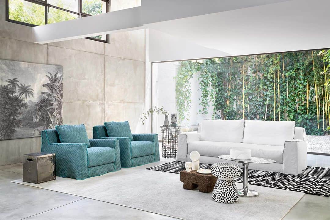 GERVASONI JAPAN / ジェルバゾーニ ジャパンのインスタグラム：「【 New Collection 】   Armchair : LOLL 01 Sofa : LOLL 12 Design : @paola.navone   【お問い合わせ先】 南陽オモビト株式会社 / GERVASONI TOKYO  〒107-0062 東京都港区南青山4-18-16 フォレストヒルズWESTWING B1 TEL：03-5413-3274 MAIL：info@gervasoni.jp  #gervasoni #GervasoniTokyo #paolanavone #interior #interiordesign #madeinitaly  #ジェルバゾーニ #ジェルバゾーニトーキョー #インテリア #イタリア家具 #ソファ #椅子 #テーブル #お洒落」