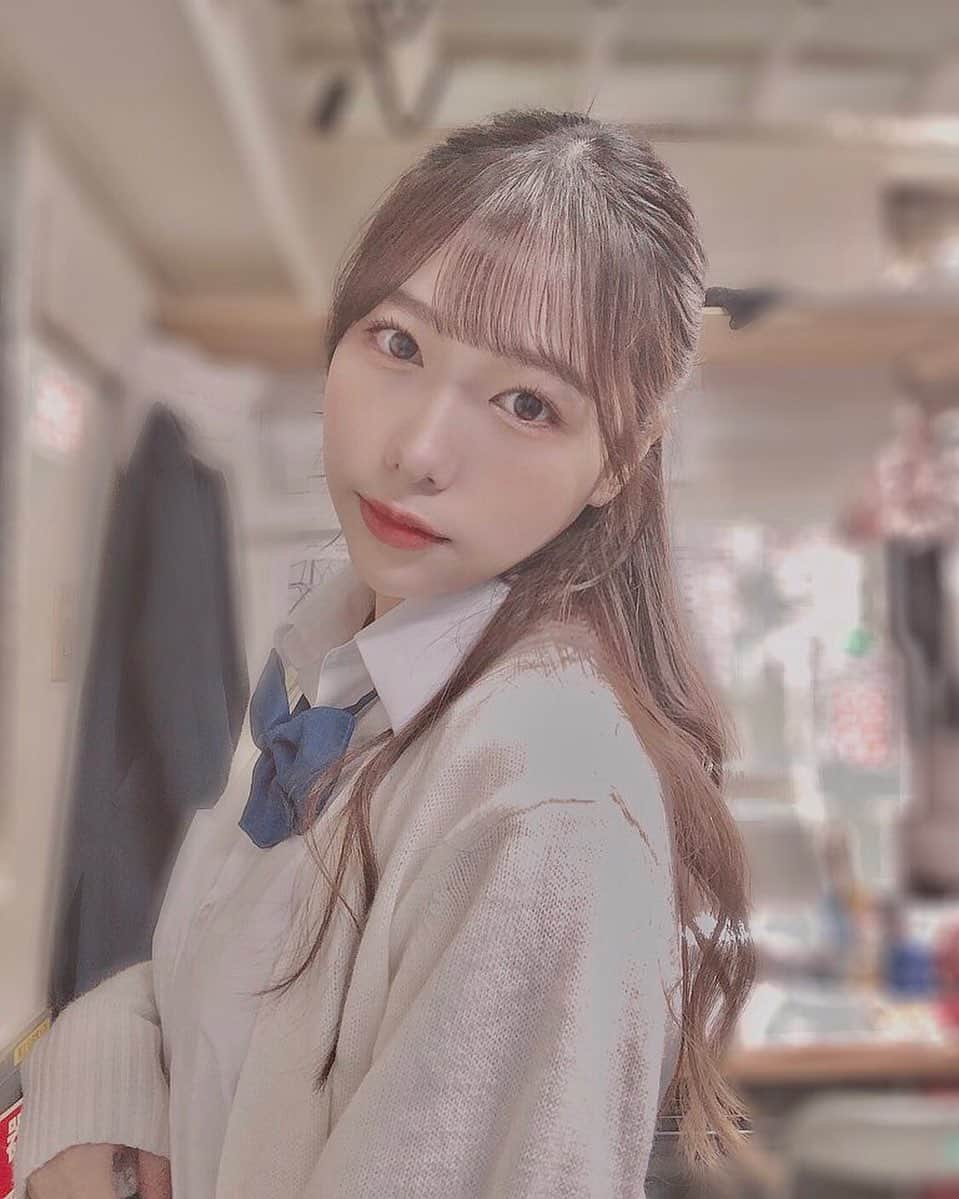 水城夢子さんのインスタグラム写真 - (水城夢子Instagram)「ユーミンの曲エモすぎ . . . . . . . #followme #likeforlikes #follow4like #likeforlikes #studentlife」1月16日 21時00分 - mizukiyumeko