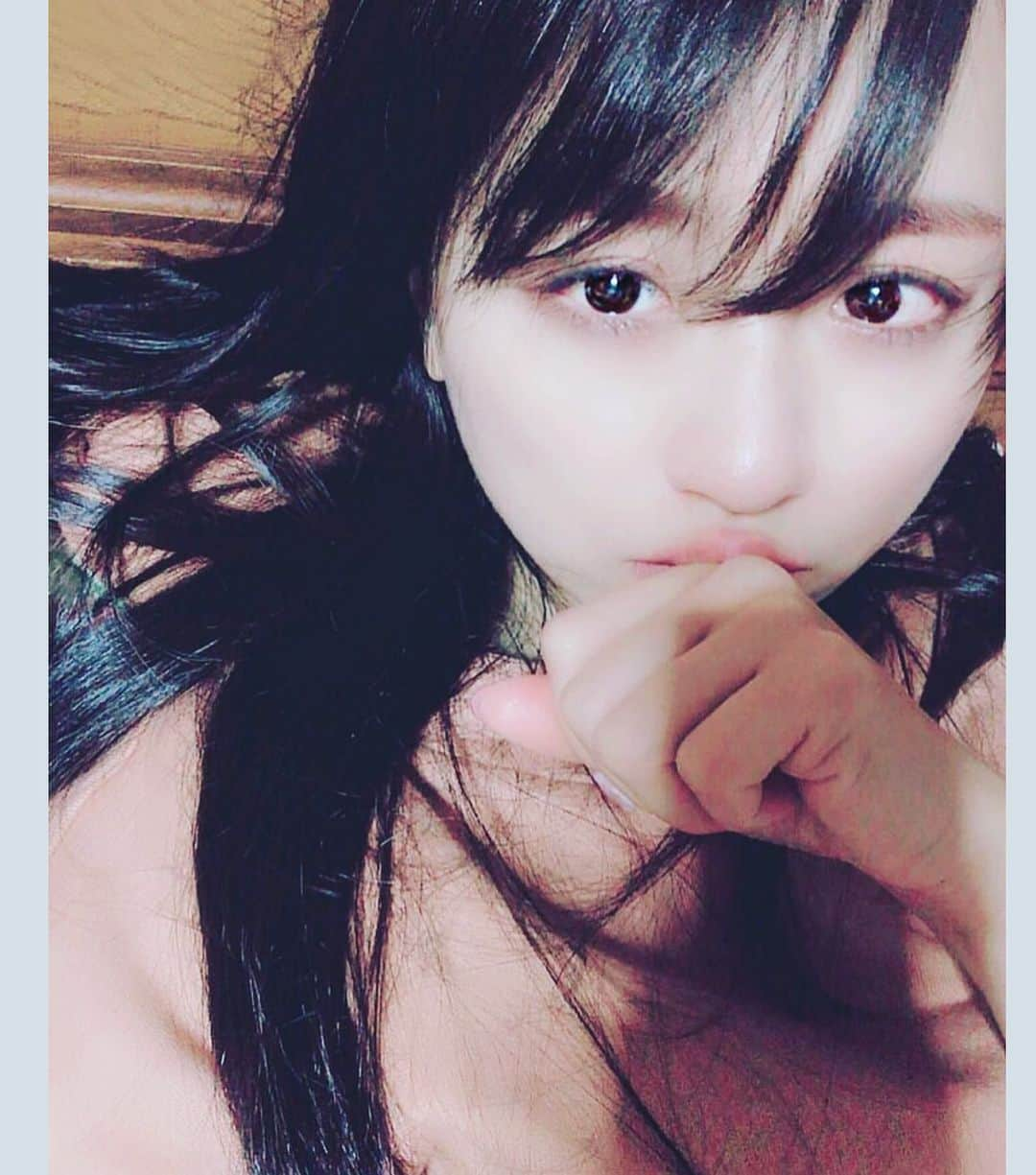 久保亜沙香さんのインスタグラム写真 - (久保亜沙香Instagram)「https://www.ntv.co.jp/kimiseka/ 明日、1月17日(日)22時30分から放送開始の　 日テレ系日曜ドラマ『君と世界が終わる日に』。 新ドラマって毎週楽しみなんだなー！ 私も数話、撮影に参加させていただきました。 台詞もいただきました✧ 何話と何話に居るのか 映ってるのか映ってないのか🤔 見つけられたら…エライッ！  #asakakubo #久保亜沙香 #久保 #亜沙香 #asaka #kubo #follow  #photo #live #ライブ #actress #singer #japanese #japanesegirl #japan #舞台 #舞台女優 #役者 #撮影 #写真 #フォロー #日本人 #キミセカ #君と世界が終わる日に」1月16日 21時31分 - asaka_kubo