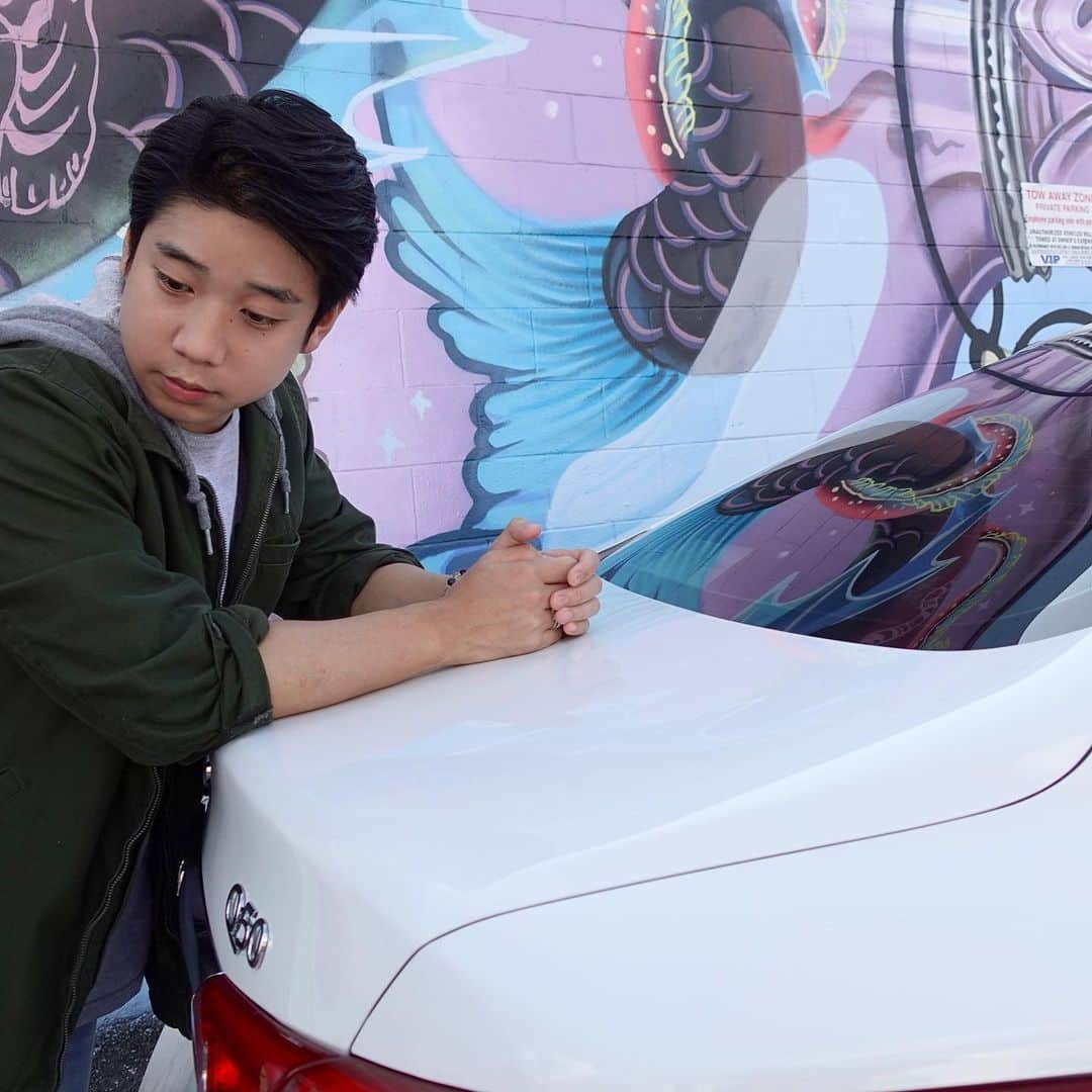 Eden Kaiさんのインスタグラム写真 - (Eden KaiInstagram)「【CLOSED】  Hey Hawaii! How cool would it be to drive around in this Infiniti Q for a year?!⠀ ⠀  Well now you can because in honor of their 20th anniversary, I've partnered with @autosourcehi to give you the chance to win a Free 1 Year Vehicle Lease!🚗⠀ ⠀ To be entered to win:⠀ ⠀ 1) Follow @autosourcehi and @edenkai_official on IG⠀ 2)  Like this Post⠀ 3) Tag 3 friends who would love to enter this giveaway⠀ ⠀ Each "Like + Tag" combination = 1 entry⠀ Multiple unique entries are allowed⠀ Winner will be selected at random on January 23rd 2021 and announced on the Autosource Instagram. ⠀ Prize must be claimed in person on Friday Jan 29th 2021.⠀ Participants must be residents of Hawaii, be 18 years or older, have a Valid Driver's License and suitable no fault vehicle insurance.  The prize is not transferable.⠀ Autosource, LLC. reserves the right to amend the terms of this promotion at will and without notification.  No purchase necessary.  Giveaway is not endorsed by instagram and it is not liable for any aspect of the giveaway.⠀ ⠀ #autosourcehawaii #autosourcehi #ad #pr」1月17日 7時33分 - edenkai_official