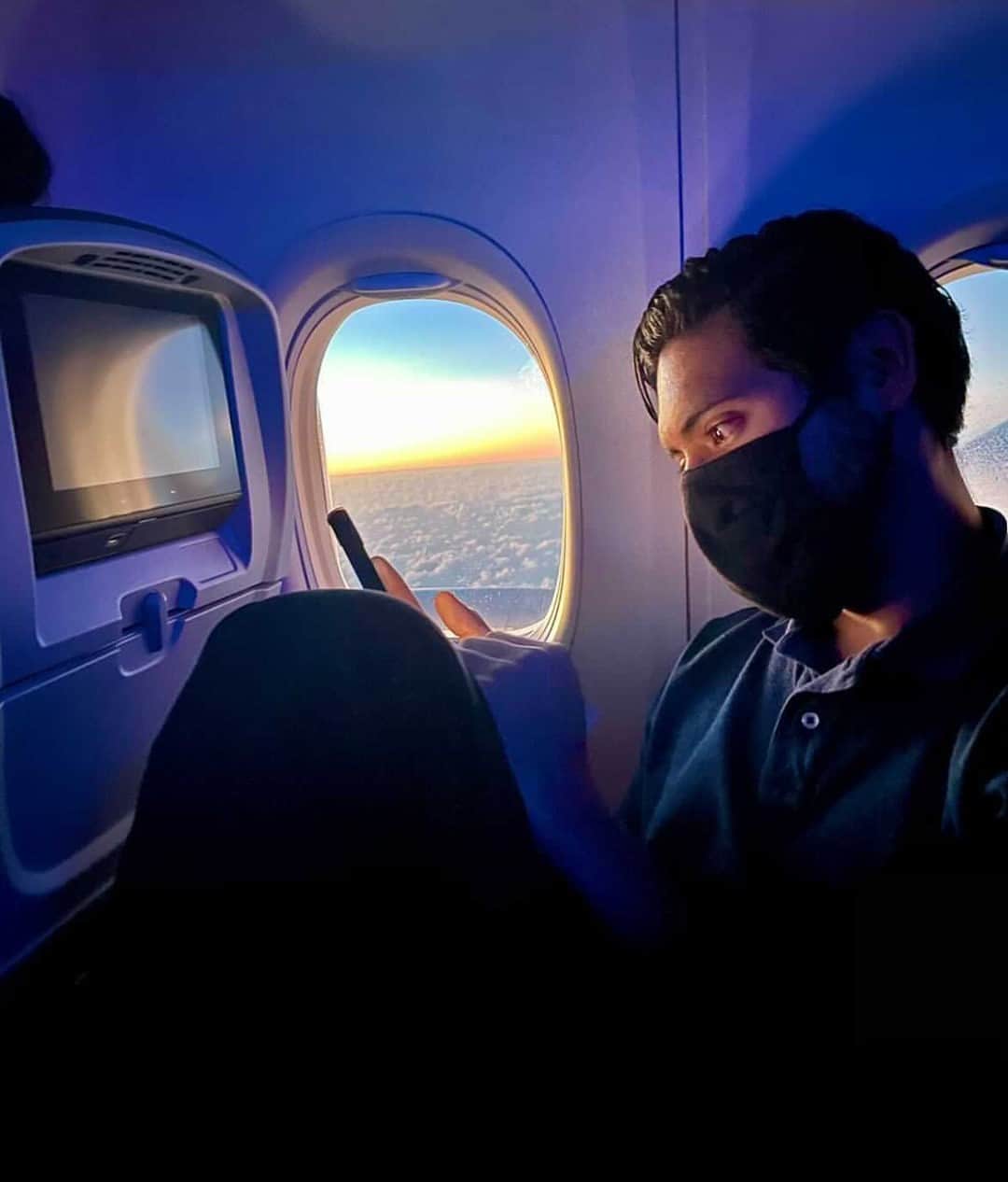 デルタ航空のインスタグラム：「Airplane mode.  Photo: Micah G. - Flight Attendant, #MSP」