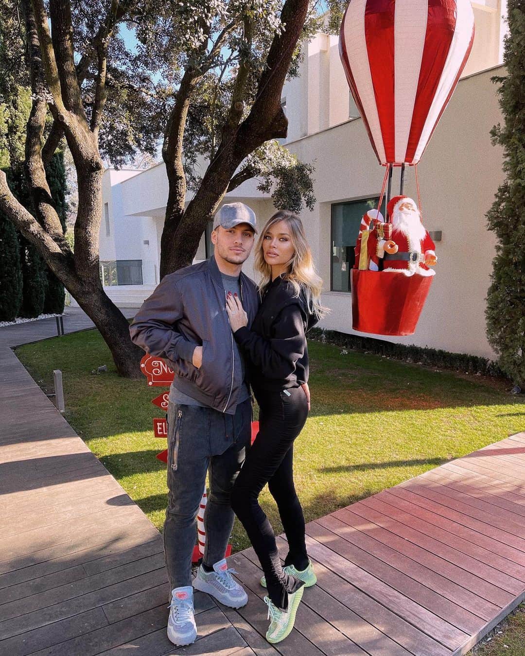 ソフィア・ミロシェヴィッチのインスタグラム：「💙 couple of days ago💙」