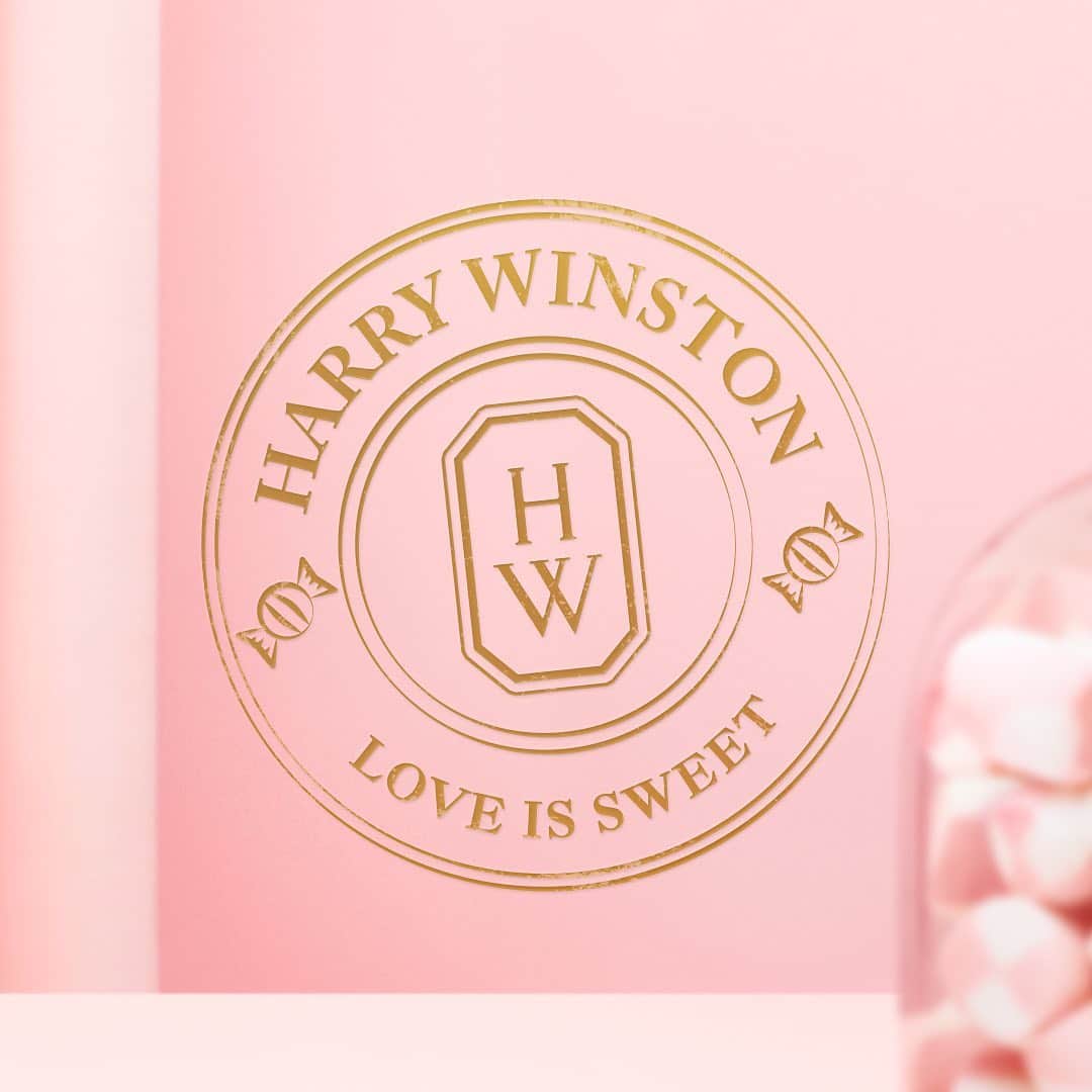 ハリー・ウィンストンさんのインスタグラム写真 - (ハリー・ウィンストンInstagram)「Love is about making the sweetest memories.  Treasure everyday moments with bejeweled confections from #HarryWinston. #LoveIsHarryWinston」1月17日 0時22分 - harrywinston