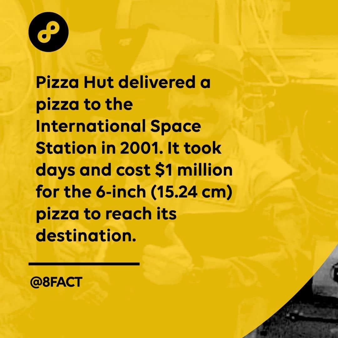のインスタグラム：「It was seasoned with extra spices, especially salt, since taste buds become a little dulled in space.」