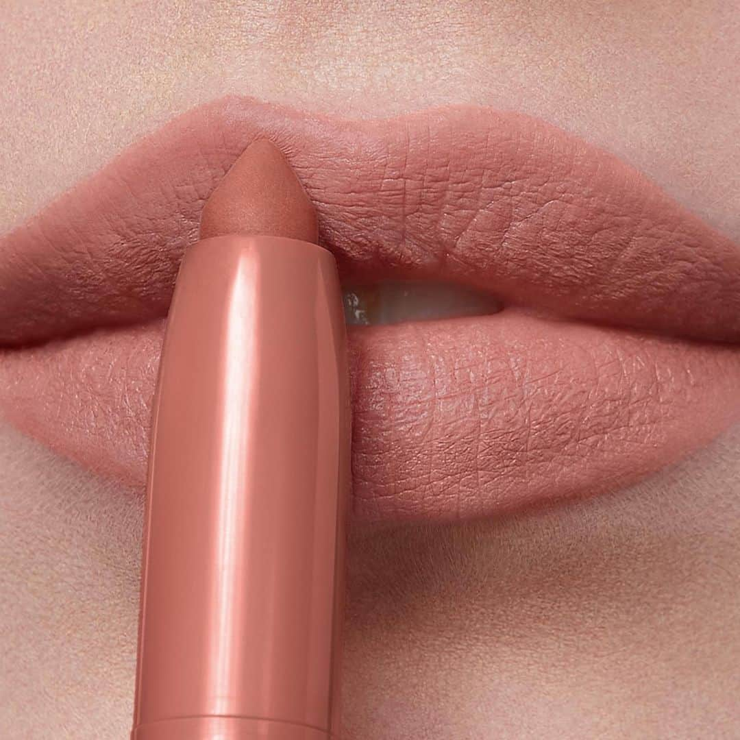 Maybelline New Yorkさんのインスタグラム写真 - (Maybelline New YorkInstagram)「The perfect nude lippie for the weekend: our #superstayinkcrayon Spiced Edition shade ‘talk the talk’.💖 Tap to shop!」1月17日 0時34分 - maybelline