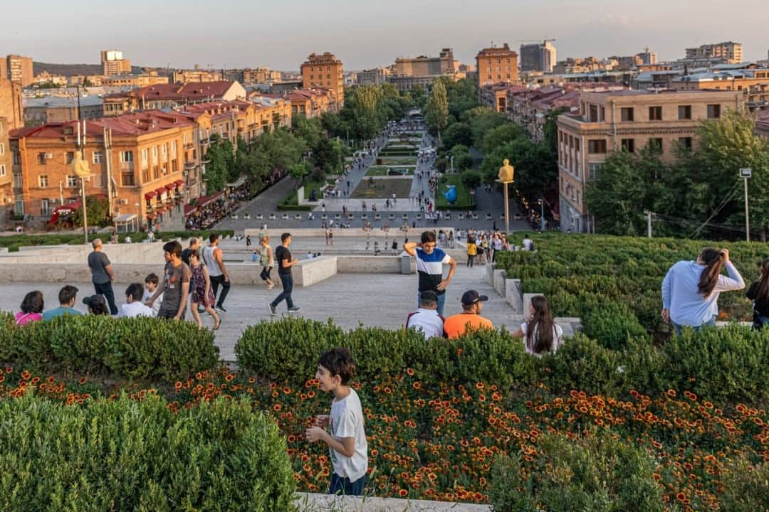 National Geographic Travelさんのインスタグラム写真 - (National Geographic TravelInstagram)「Photo by @AnushBabajanyan / People gather at the Cascade Complex in central Yerevan, Armenia. #Yerevan #Armenia #architecture」1月17日 0時37分 - natgeotravel