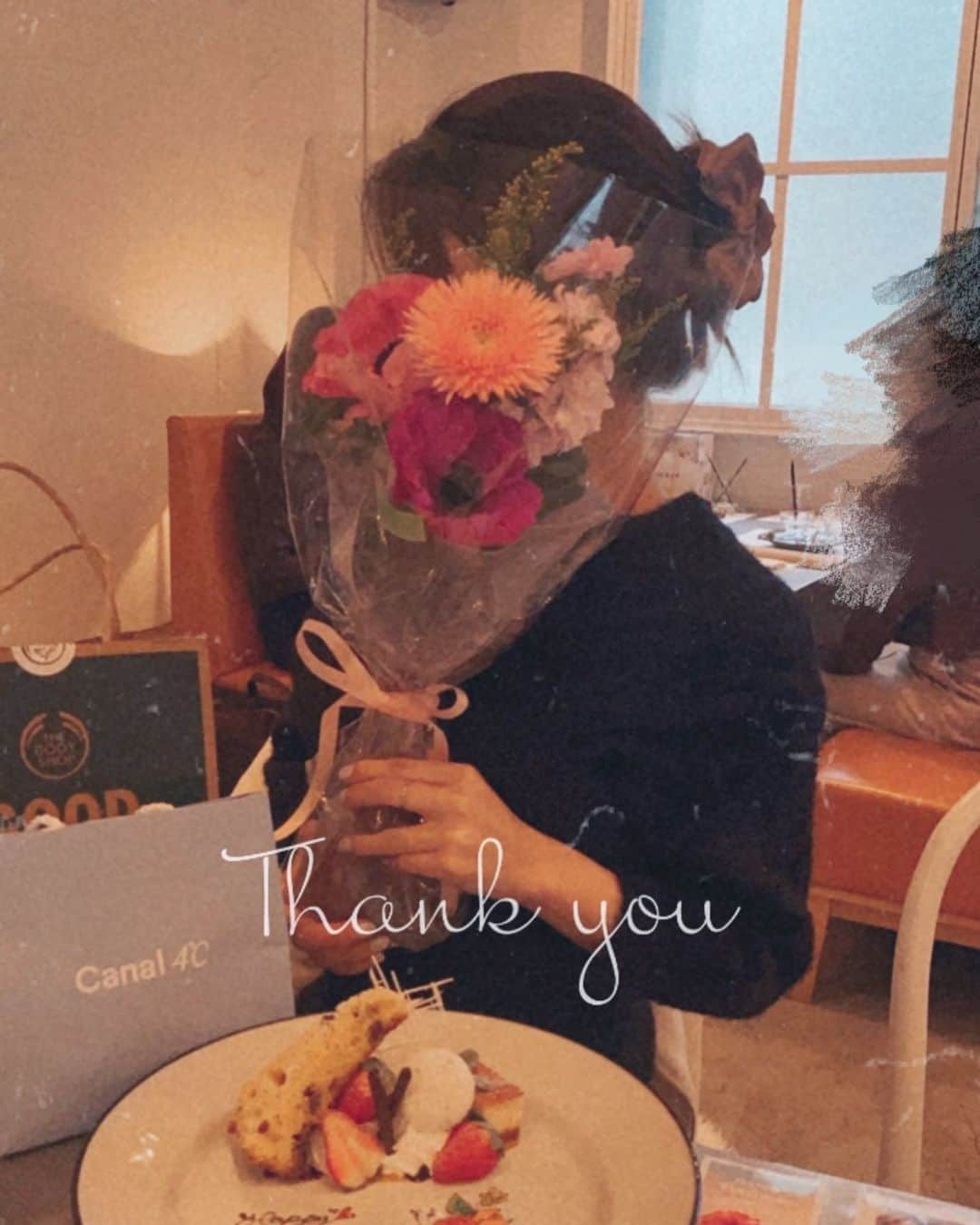 HINAのインスタグラム：「   #23 💐」