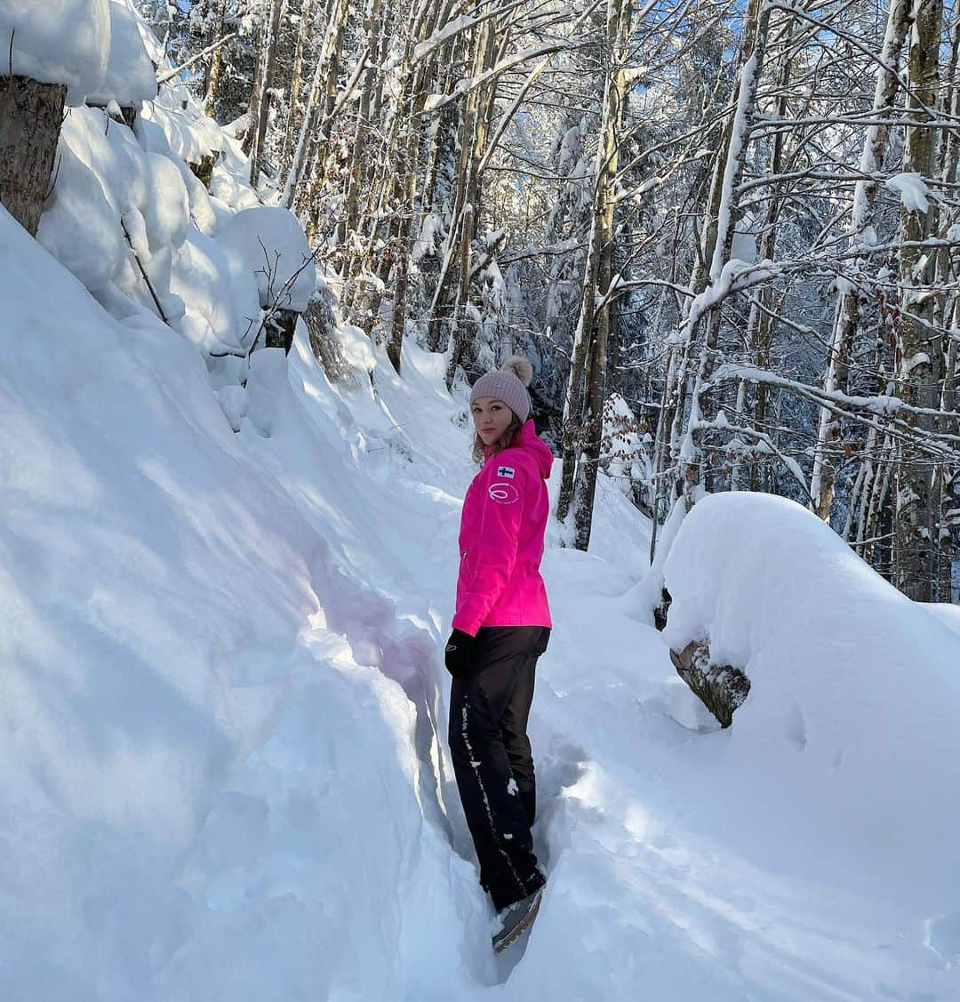 イェニー・サーリネンのインスタグラム：「❄️❄️❄️」