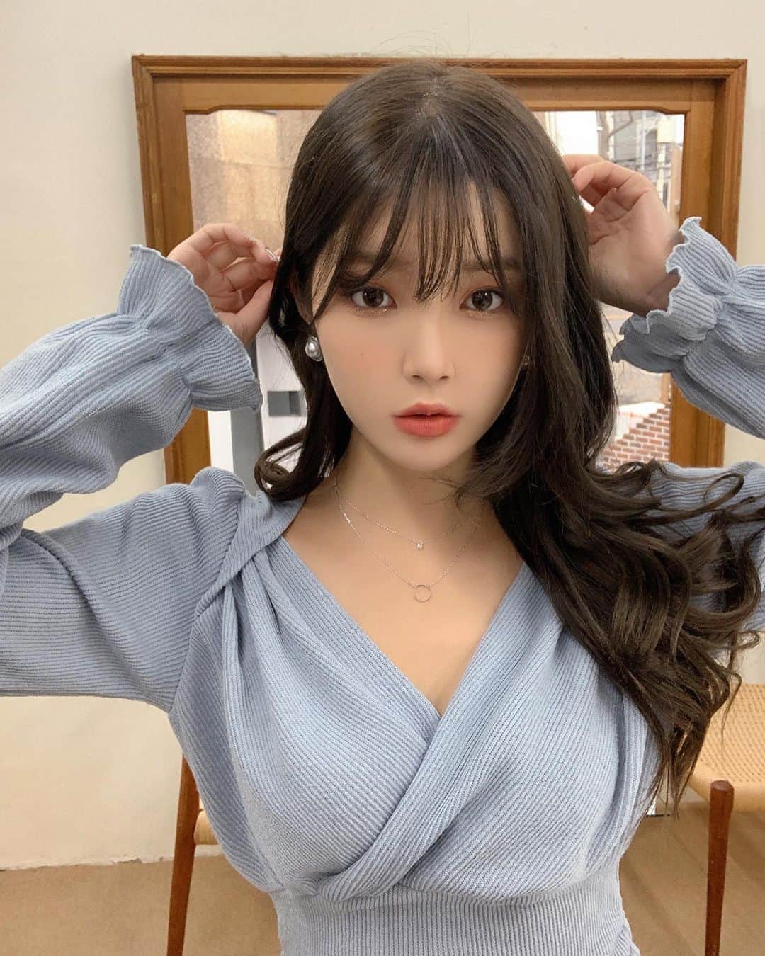 Chuuのインスタグラム：「Good night💫 #chuu #chuuseoul」