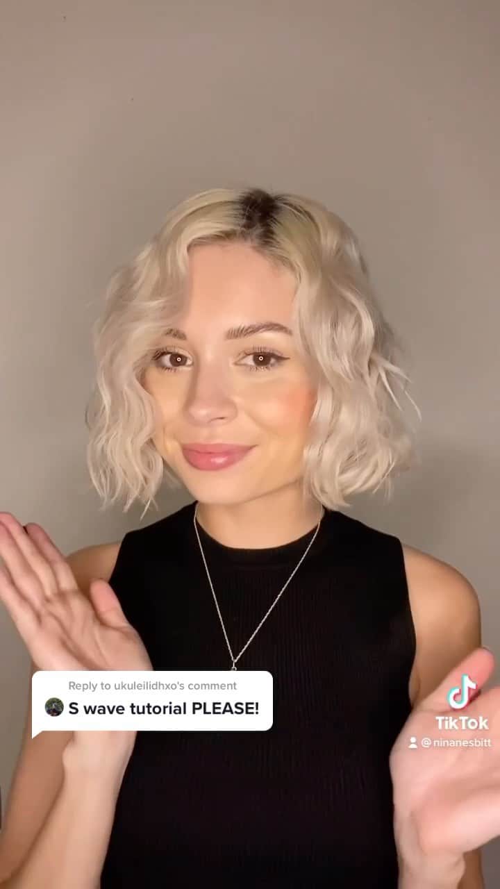 ニーナ・ネスビットのインスタグラム：「ain’t no party like an S wave party lol here ya go for those asking 🤷🏼‍♀️」