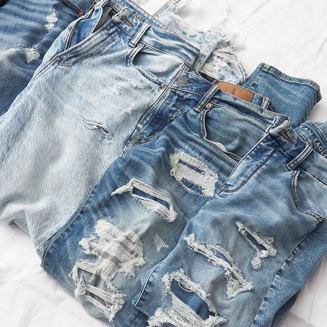 American Eagleのインスタグラム：「Ripped, repaired, mended, destroyed. 𝚁𝚎𝚊𝚕 𝙶𝚘𝚘𝚍 jeans 🌱🌎 jeans are all about the details (and made with the planet in mind)」