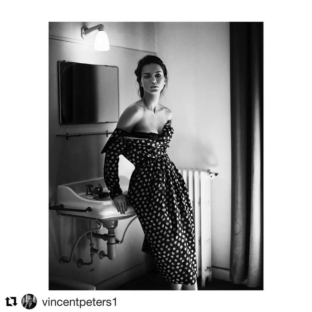 アドリアナ・リマさんのインスタグラム写真 - (アドリアナ・リマInstagram)「One of my favorite Photographer @vincentpeters1」1月17日 1時13分 - adrianalima