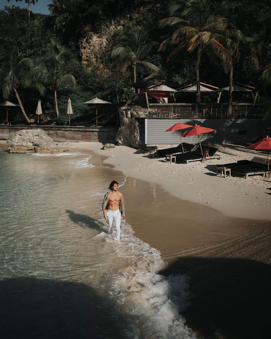 Enzo Cariniさんのインスタグラム写真 - (Enzo CariniInstagram)「I found a little paradise @latoubanahotelandspa 🏝  #guadeloupe #travel #island #playa #landscape #vsco」1月17日 1時24分 - enzo_carini