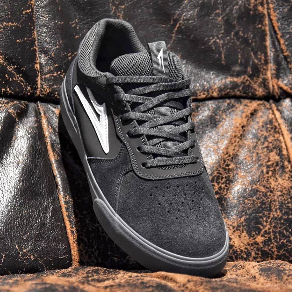 ラカイリミテッドフットウェアのインスタグラム：「Proto Vulc in Charcoal/Grey Suede Avilable now at skate shops world wide and Lakai.com Photo by @pnicture  #Lakai #TheShoesWeSkate」