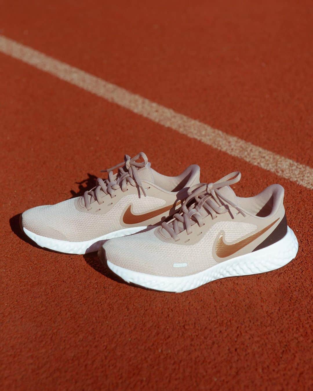 Macy'sのインスタグラム：「Leave it all on the track (but take your shoes with you).」