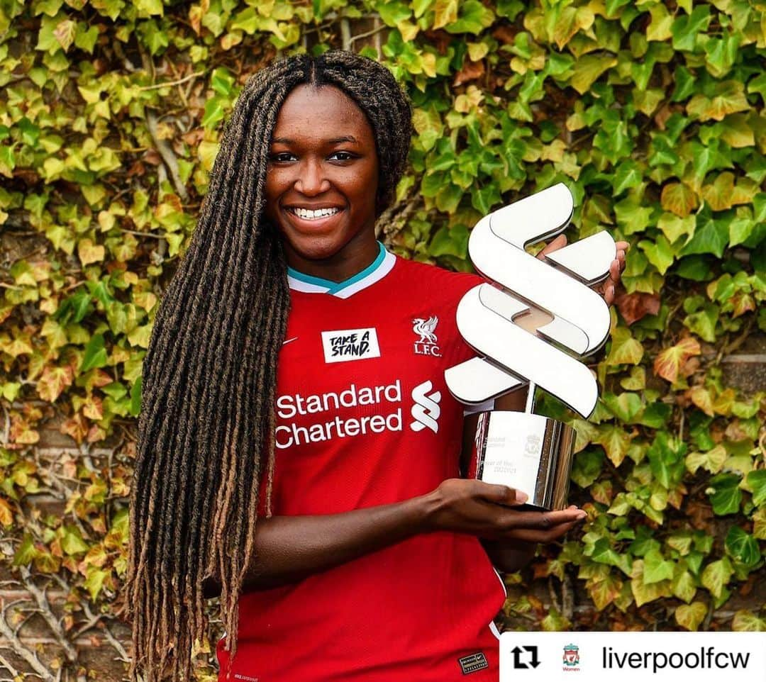 リヴァプールFCさんのインスタグラム写真 - (リヴァプールFCInstagram)「#Repost @liverpoolfcw 🙌🔴 ・・・ Another one 🤩 @rinss98 is your @stanchart Player of the Month for December 👏 #LFCWomen #LiverpoolFCWomen #LFCW」1月17日 1時36分 - liverpoolfc