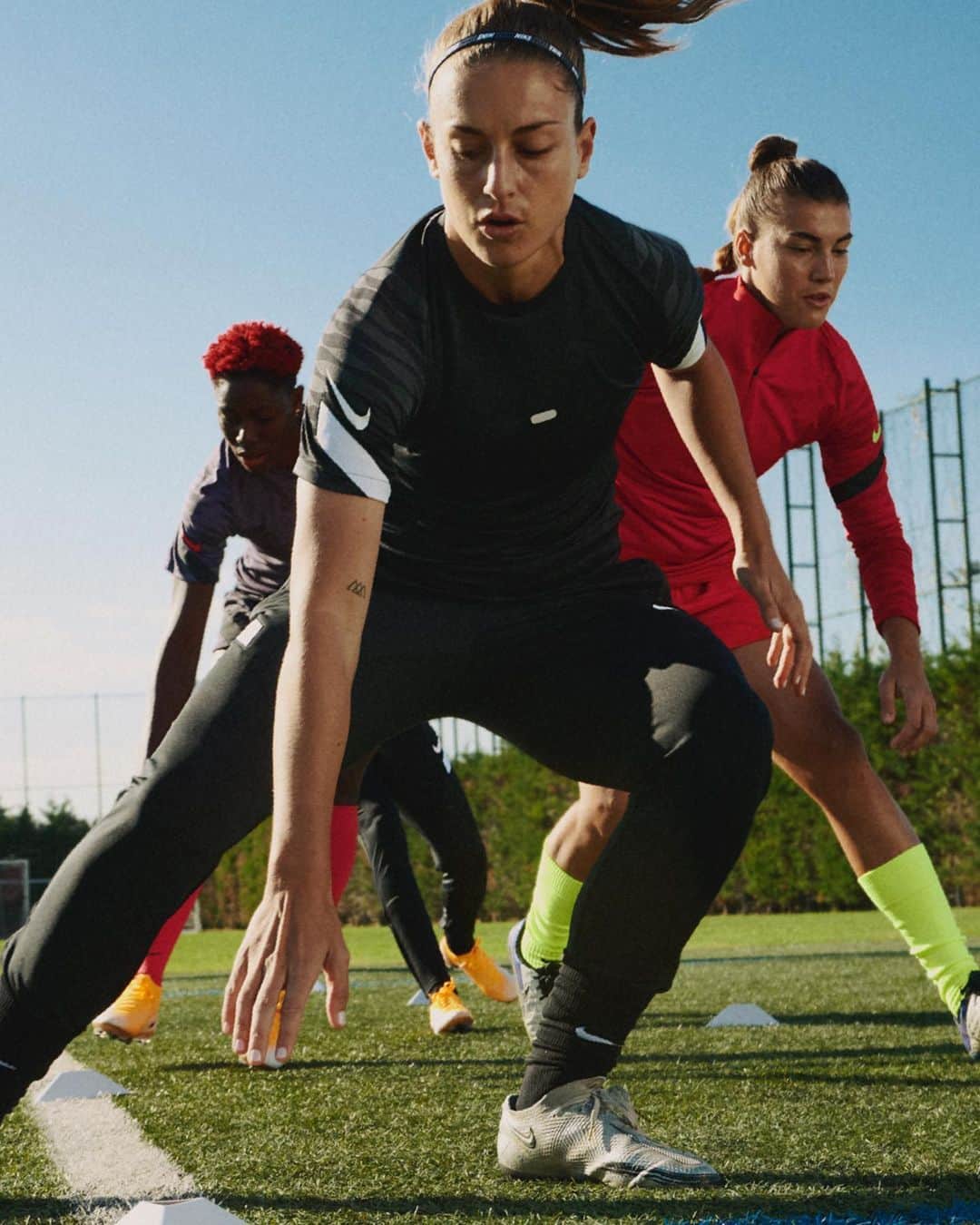 ナイキフットボールさんのインスタグラム写真 - (ナイキフットボールInstagram)「How does a great team find its next gear? By staying focused on the big picture.  “The path we are following day by day, it’s to do something big: to try and make history”— @alexiaps94  Check out the link in our bio to learn more and join their journey of fast 💨  #Nikefootball #togetherfaster」1月17日 2時02分 - nikefootball