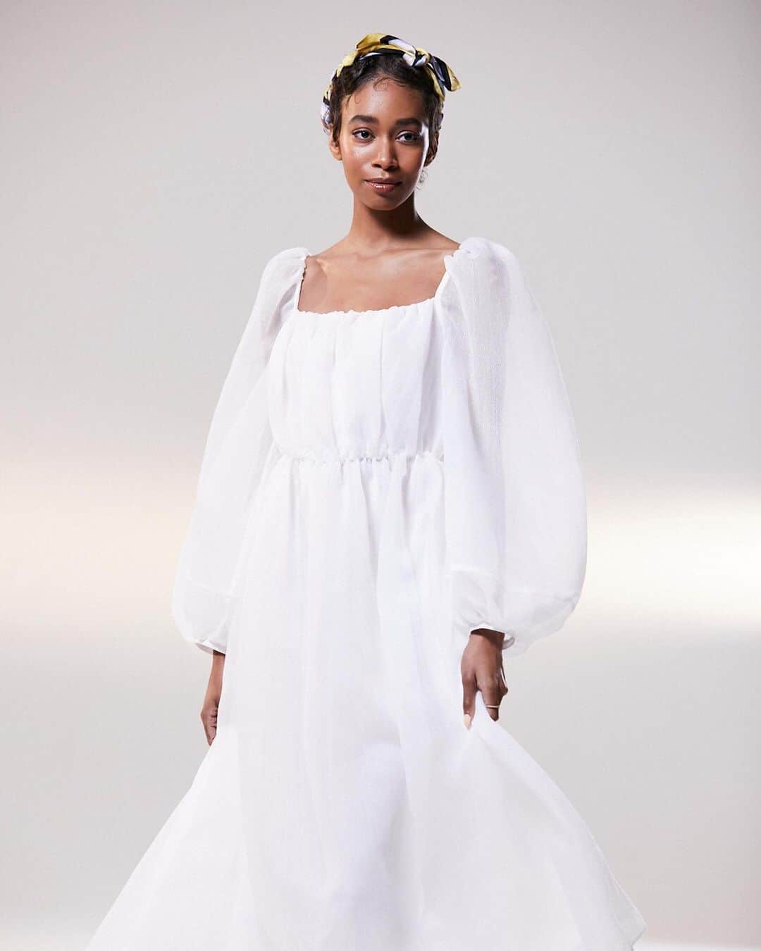Fashion Weekのインスタグラム：「Cottagecore forevermore ❤️ Swipe to see @viviennehustudio’s latest collection presented at @nyfw. Photos by @johnnydeguzman」