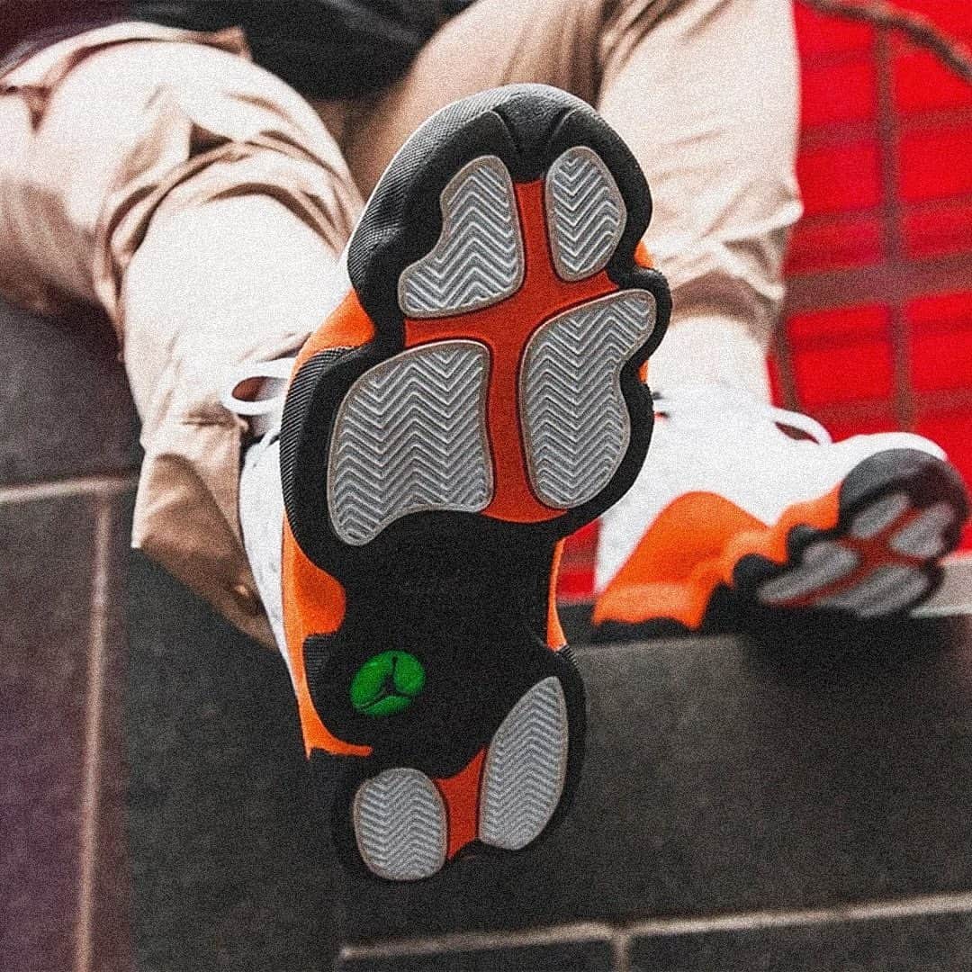 shoes ????さんのインスタグラム写真 - (shoes ????Instagram)「Anyone cop the Air Jordan 13 “Starfish” today?👇🔸This is another colourful drop from @jumpman23 in 2021.   #sneakernews #nicekicks #kicksonfire #highsnobiety #hypebeast #sneakers #complexsneakers #supreme #yeezy #jordan1」1月17日 2時08分 - shoes