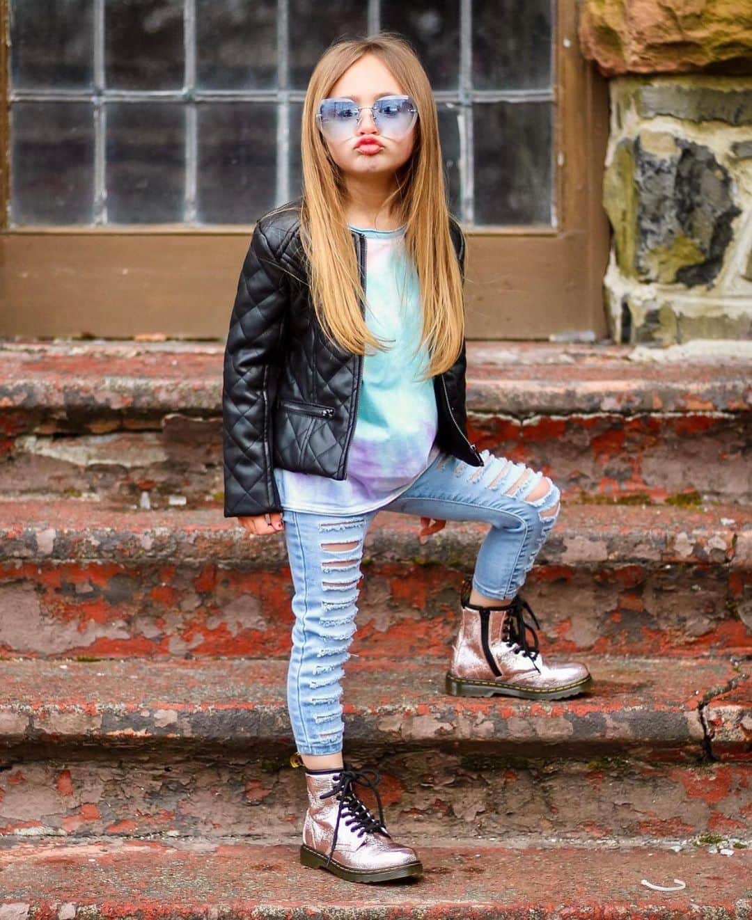 Kidz Fashionのインスタグラム：「😘 by @gabriella.joieeee #kidzfashion」