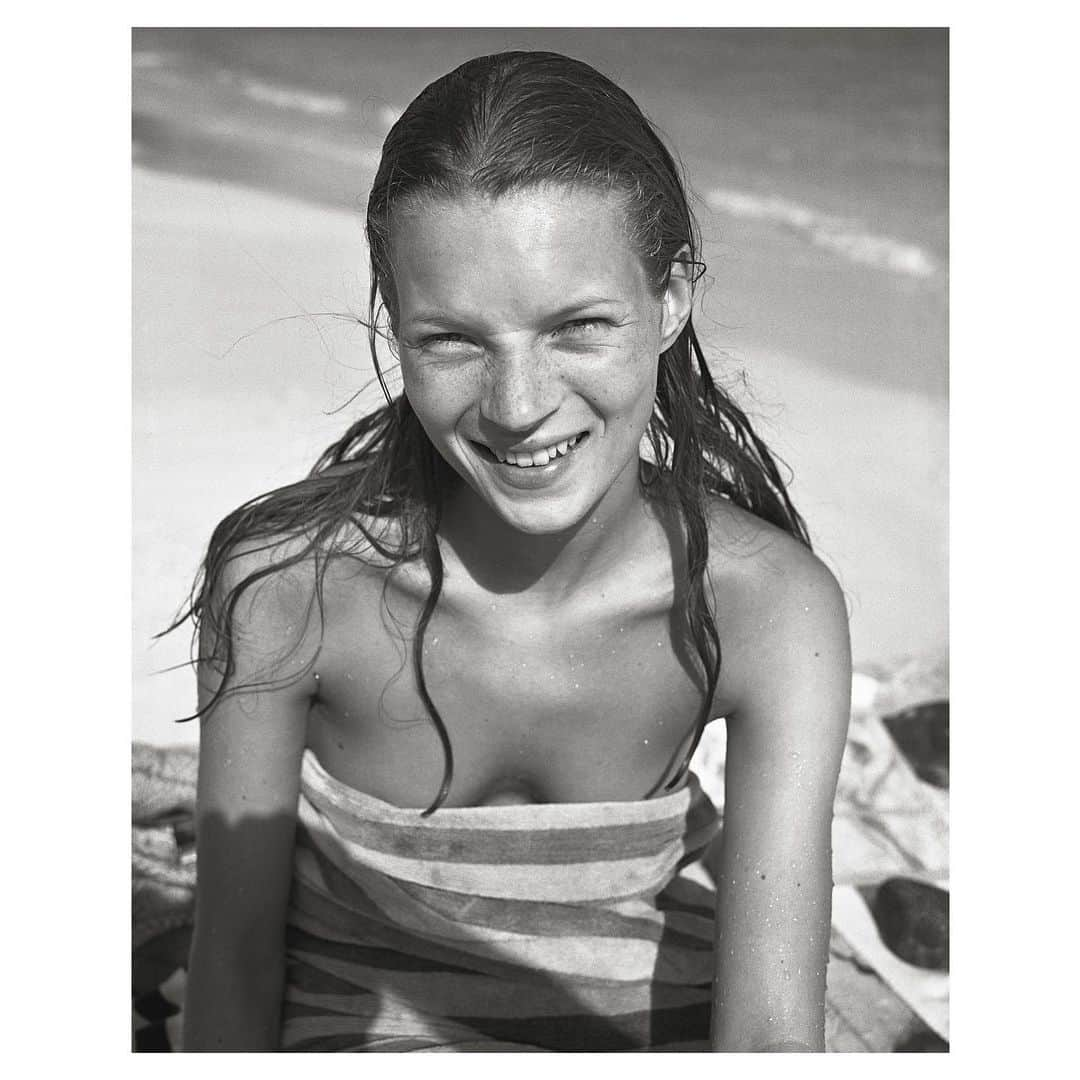 マリオ・ソレンティさんのインスタグラム写真 - (マリオ・ソレンティInstagram)「On this very special day! Happy Birthday Kate!!! Sending you loads of kisses 😘 🎂love you ❤️ #katemoss #happybirthday  #mariosorrenti #kate」1月17日 2時52分 - mario_sorrenti