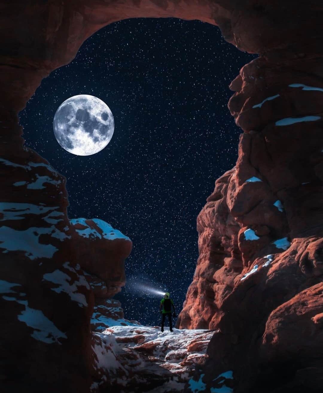 Earth Picsさんのインスタグラム写真 - (Earth PicsInstagram)「Starry night at Arches National Park 🏜💫 Have you ever been? Photo by @risty_pics」1月17日 3時00分 - earthpix
