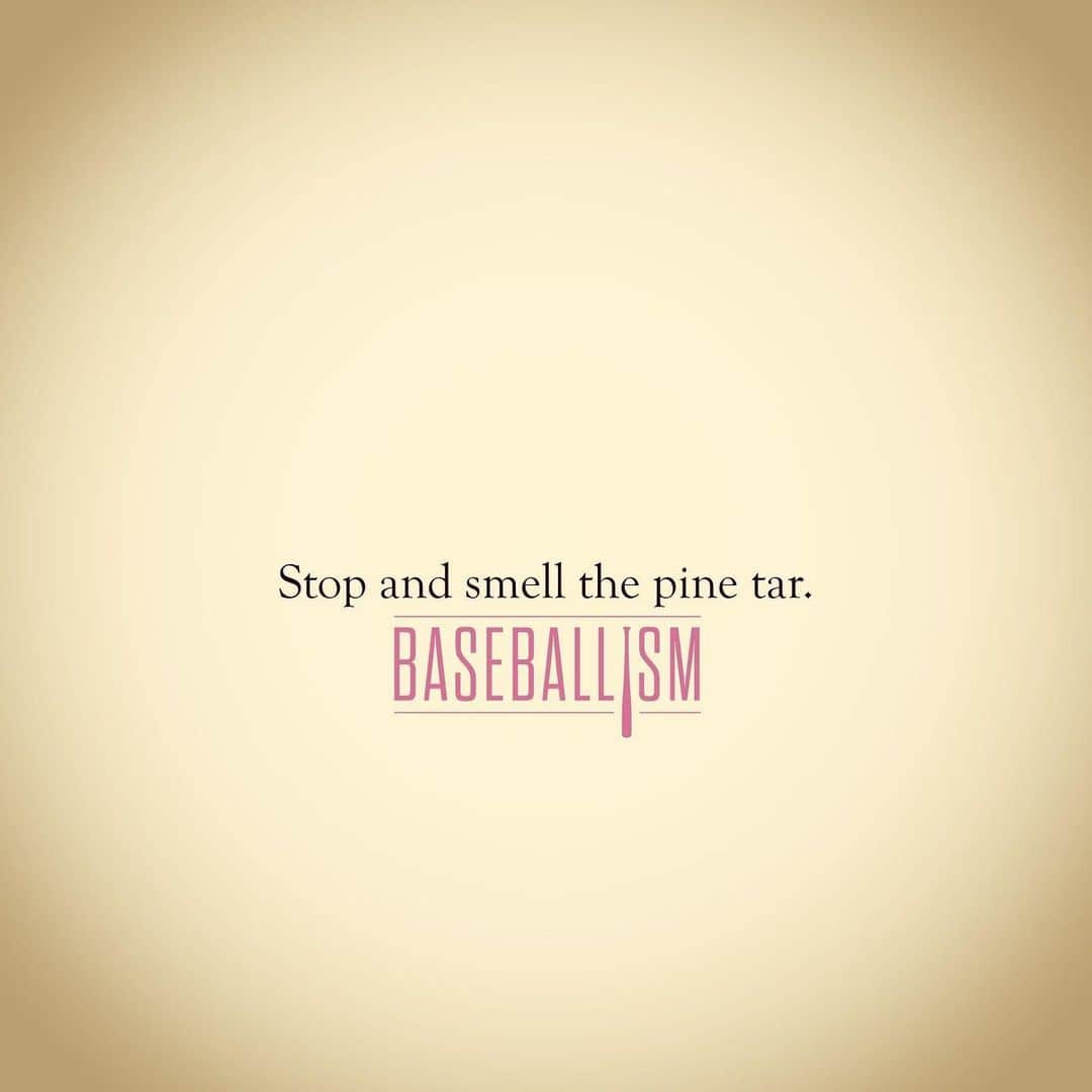 ジョーイ・ライアンのインスタグラム：「I don’t know who needs to hear this but pitchers and catchers report to Spring Training in 30 days.   It’s me... I need to hear this. ⚾️」