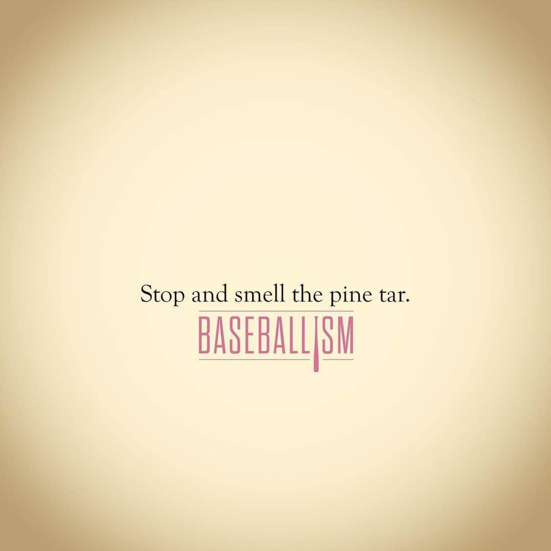 ジョーイ・ライアンのインスタグラム：「I don’t know who needs to hear this but pitchers and catchers report to Spring Training in 30 days.   It’s me... I need to hear this. ⚾️」